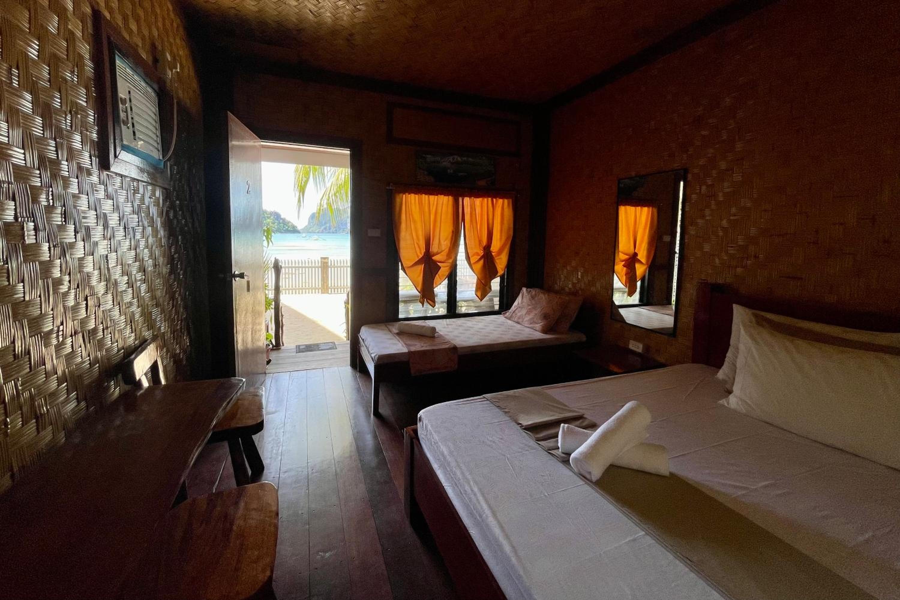Triple Room with Sea View - Photo 1
