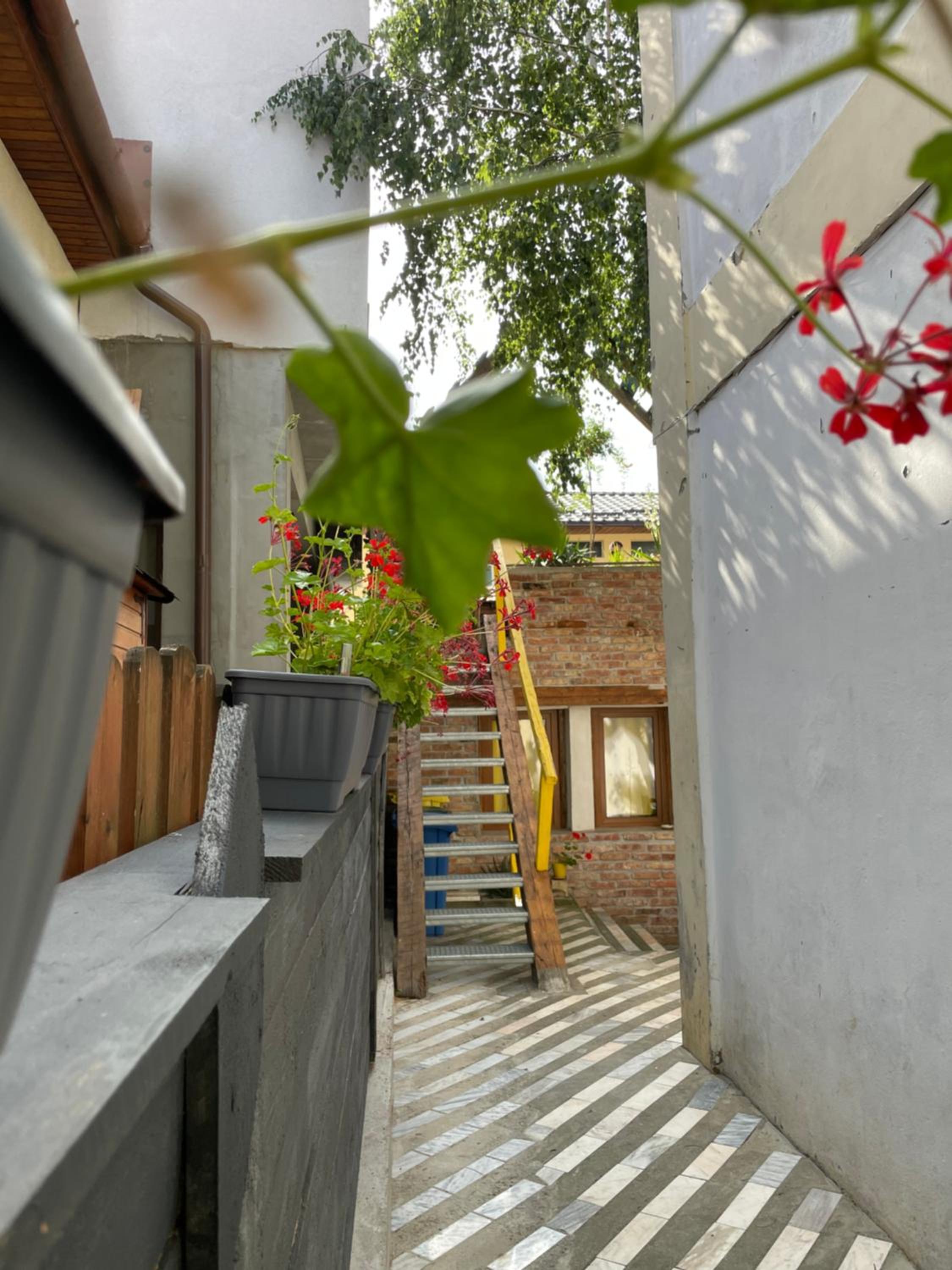 Two-Bedroom Apartment - str. Cetatii 26A - Photo 29