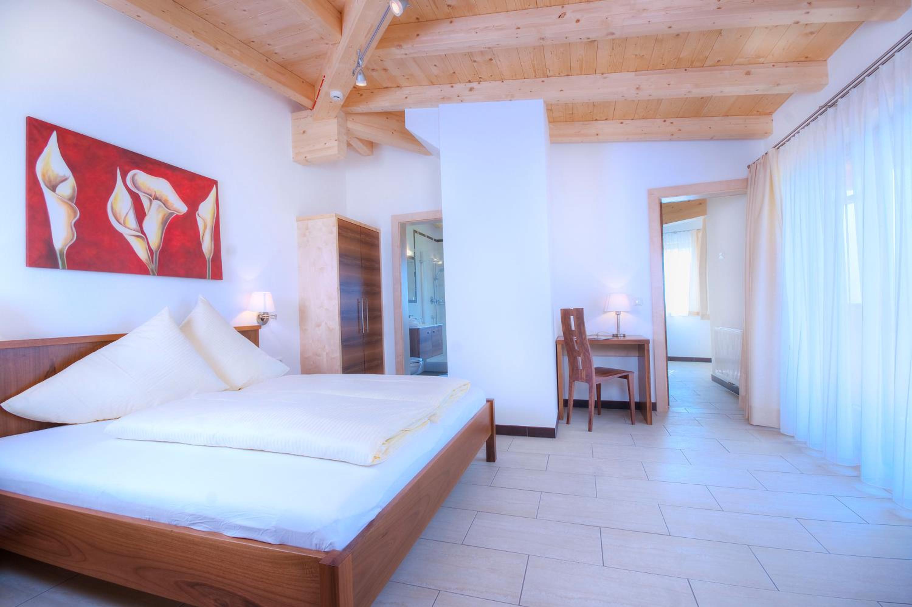Comfort Double Room with Balcony - Photo 2