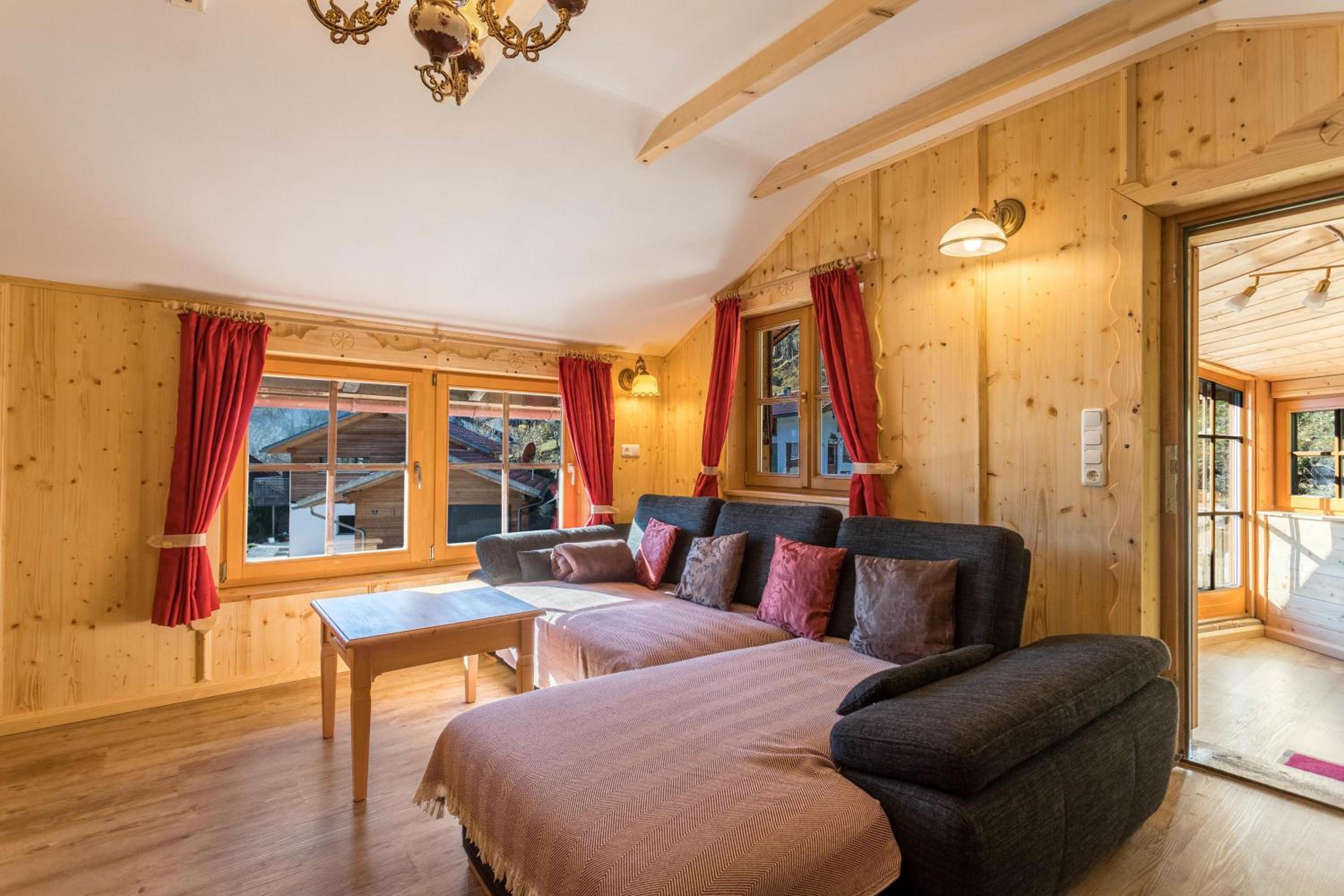 Superior One-Bedroom Apartment with Balcony