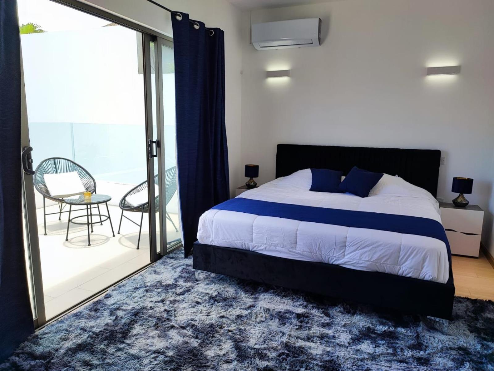 Three-Bedroom Villa photo 3