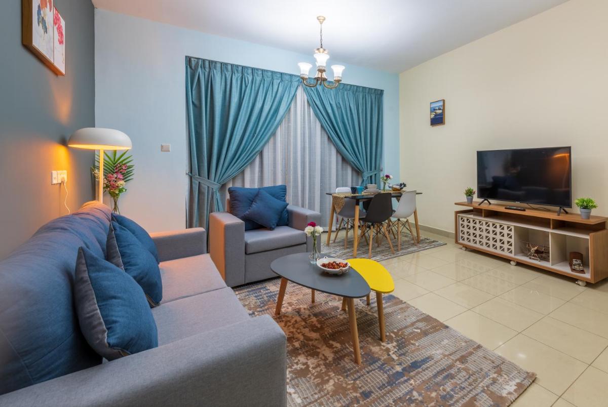 One-Bedroom Apartment photo 2