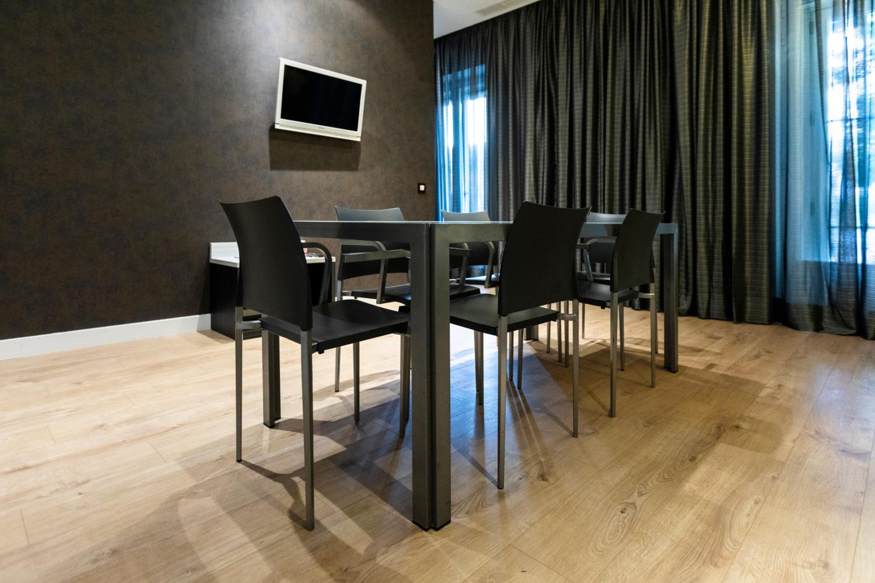 Apartment (6 Adults) - Photo 18