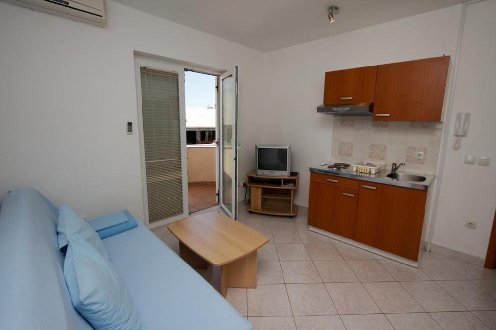 Standard Apartment photo 2