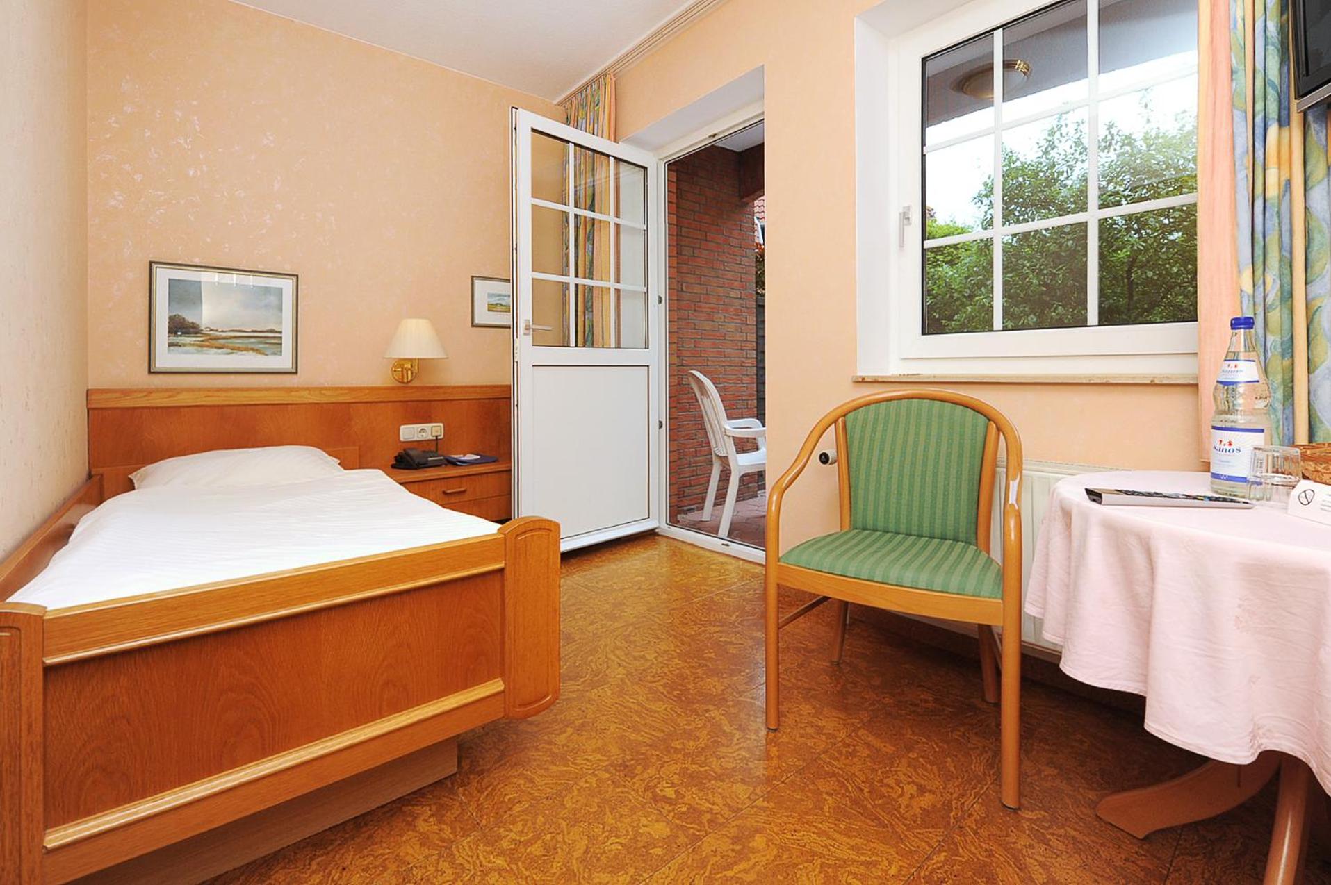 Single Room with Terrace photo 2
