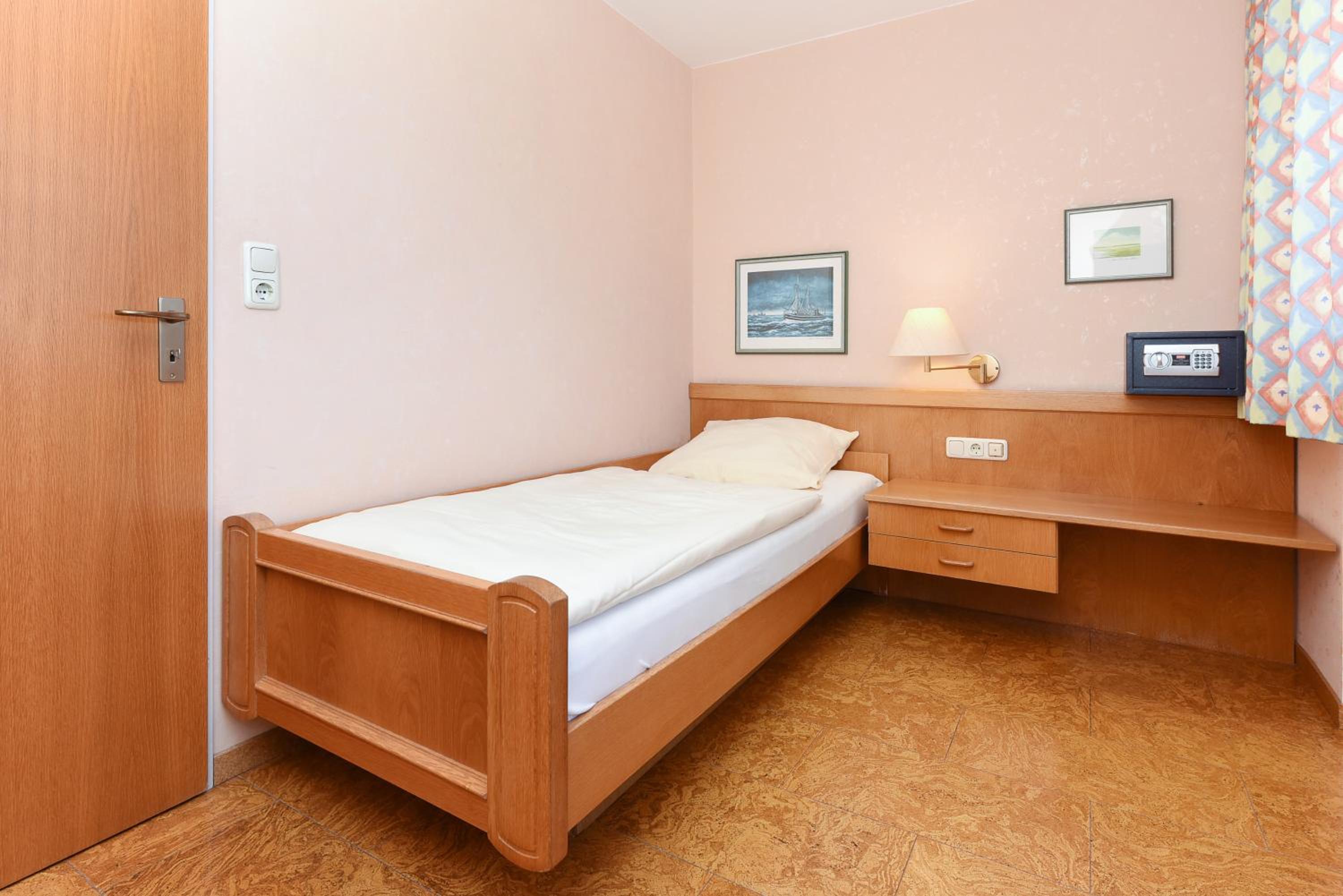 Single Room with Balcony photo 1
