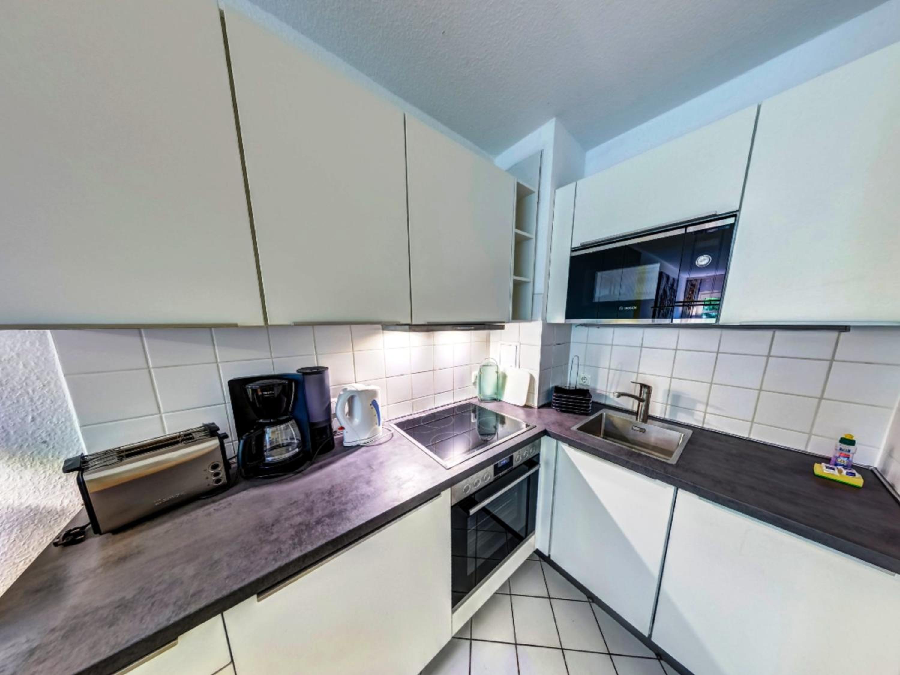 Two-Bedroom Apartment with Terrace photo 2