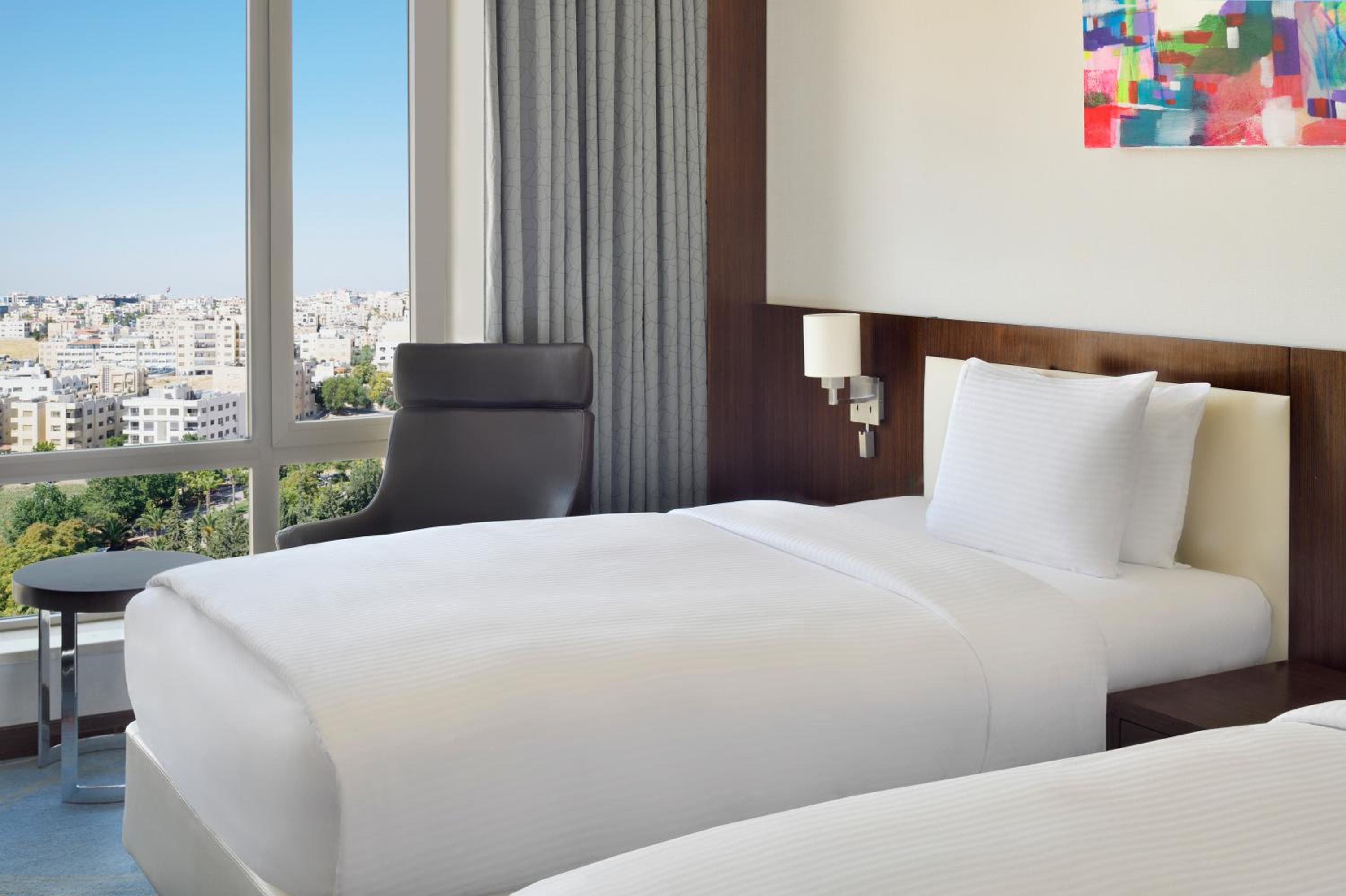 Executive Twin Room - Photo 2