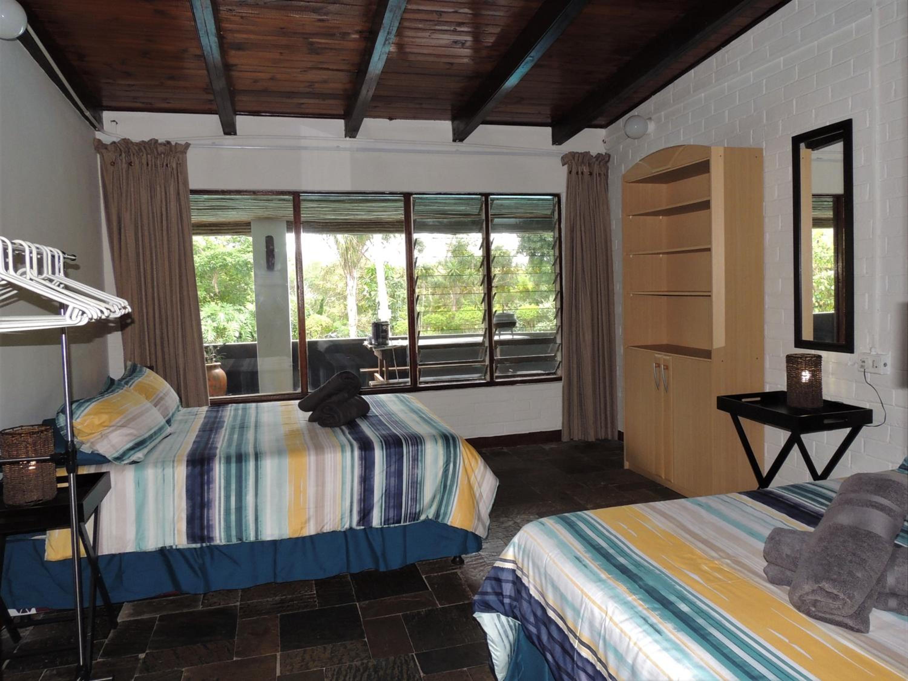 Three-Bedroom House - Photo 1