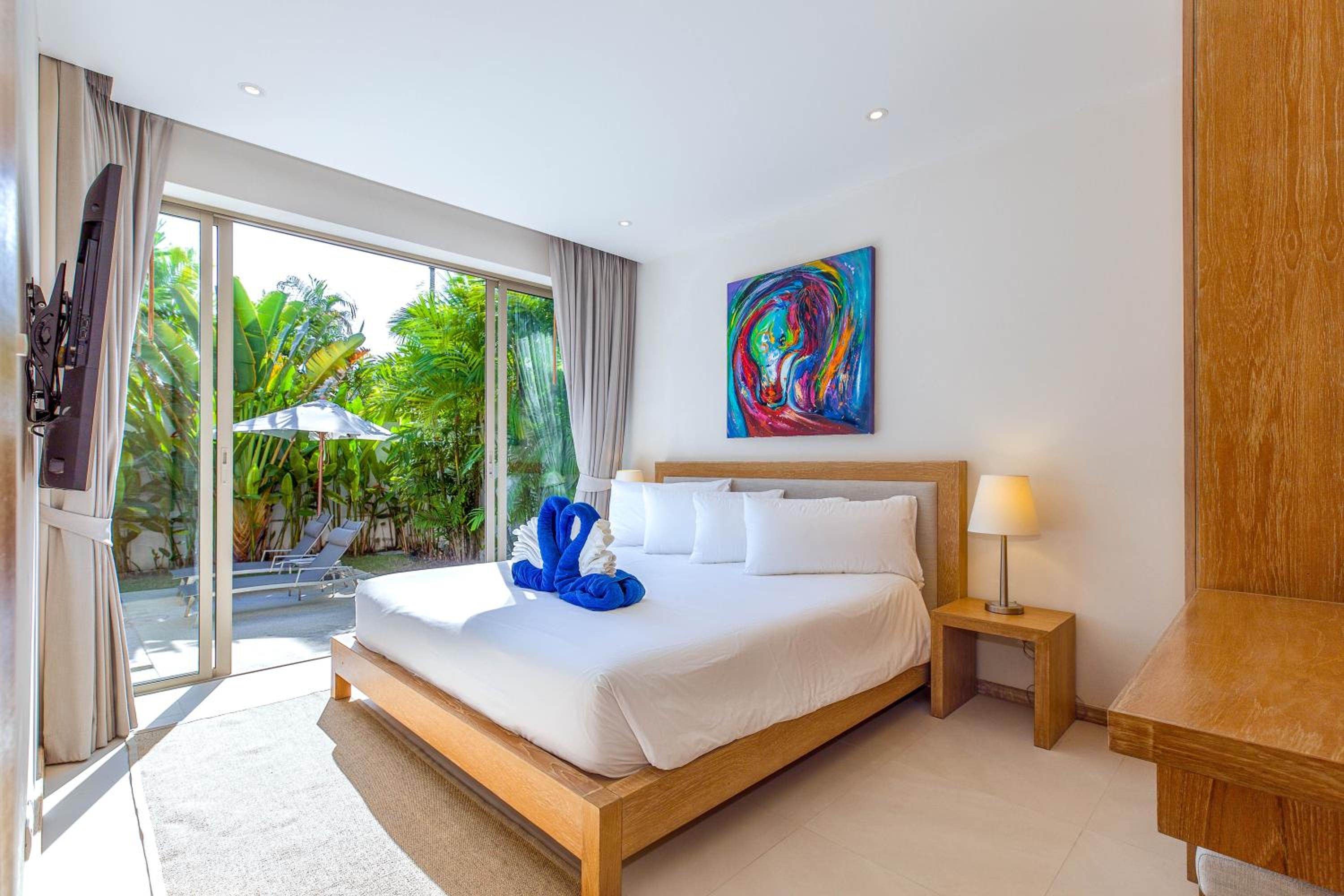 Three-Bedroom Villa photo 1
