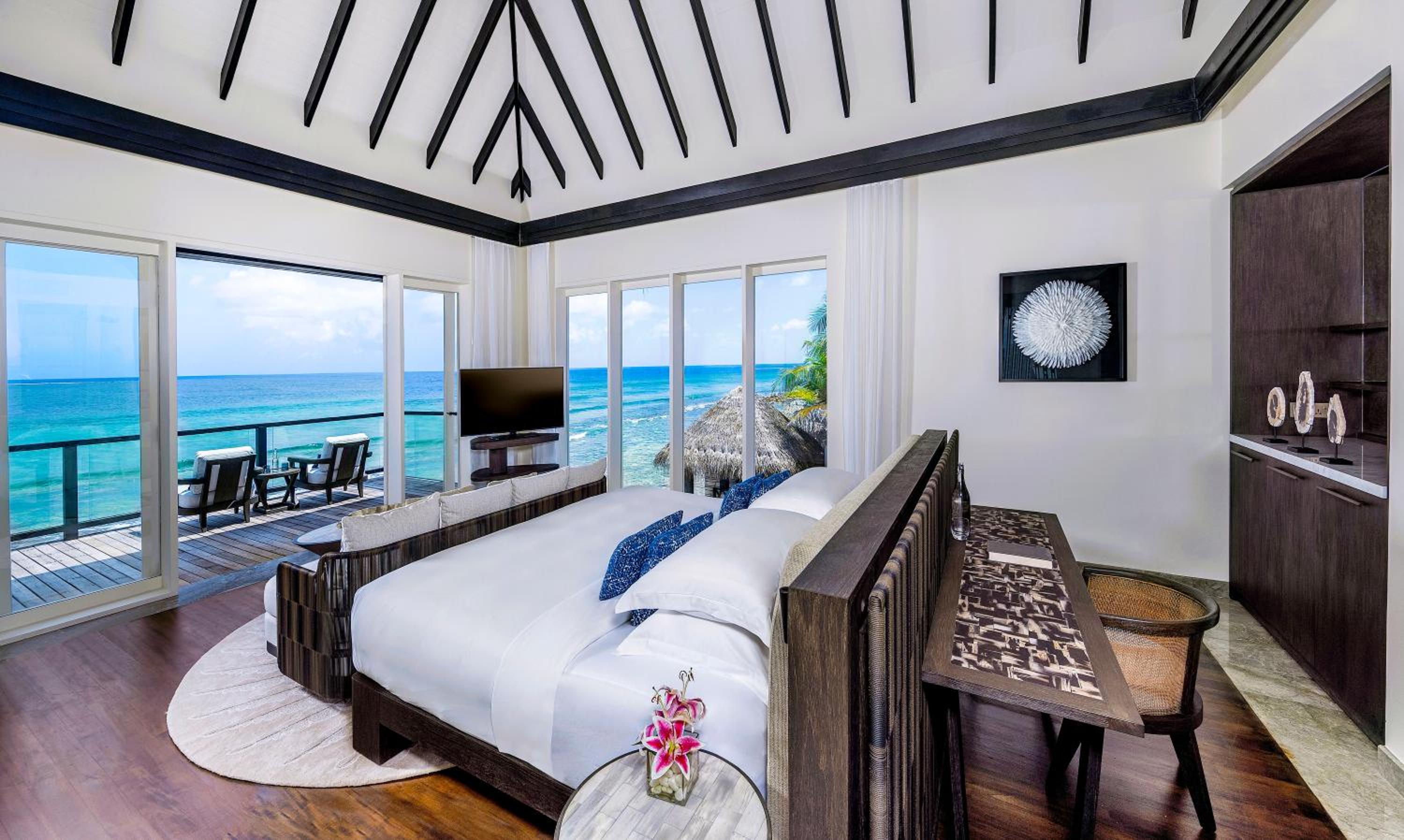Two Bedroom Beach Pool Residence