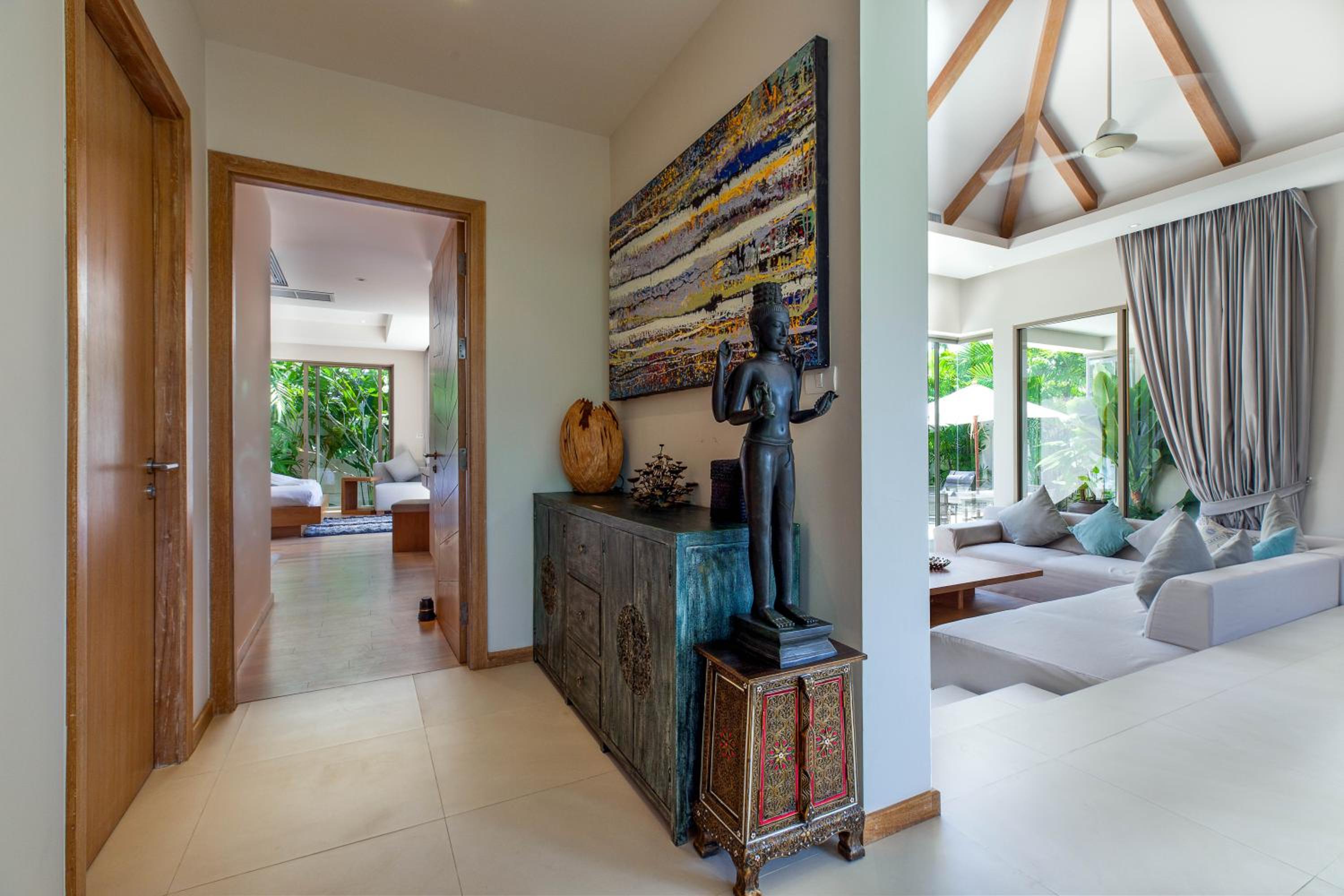 Three-Bedroom Villa photo 2