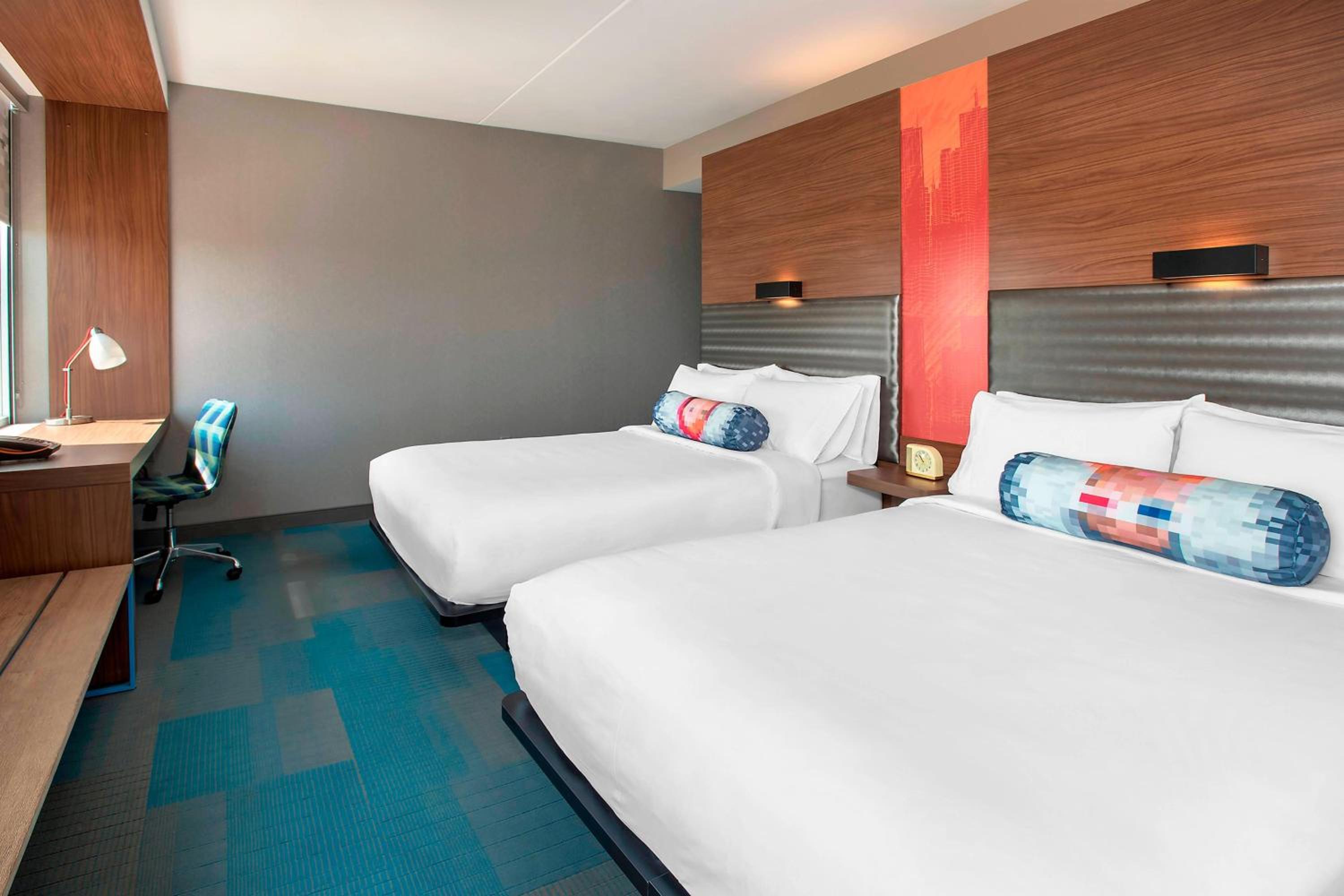 Guest room, 2 Queen beds photo 1