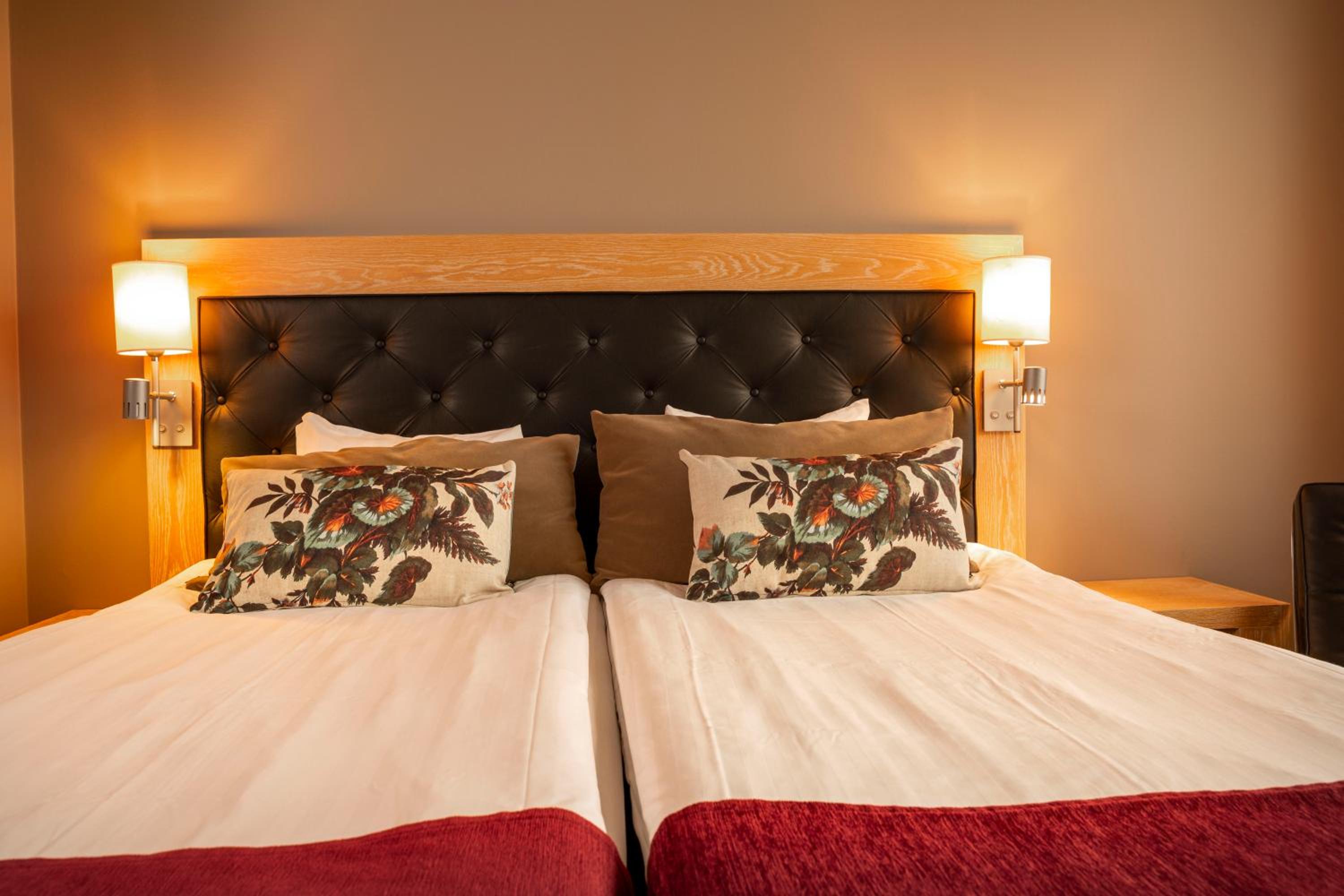 Standard Twin Room - Photo 6