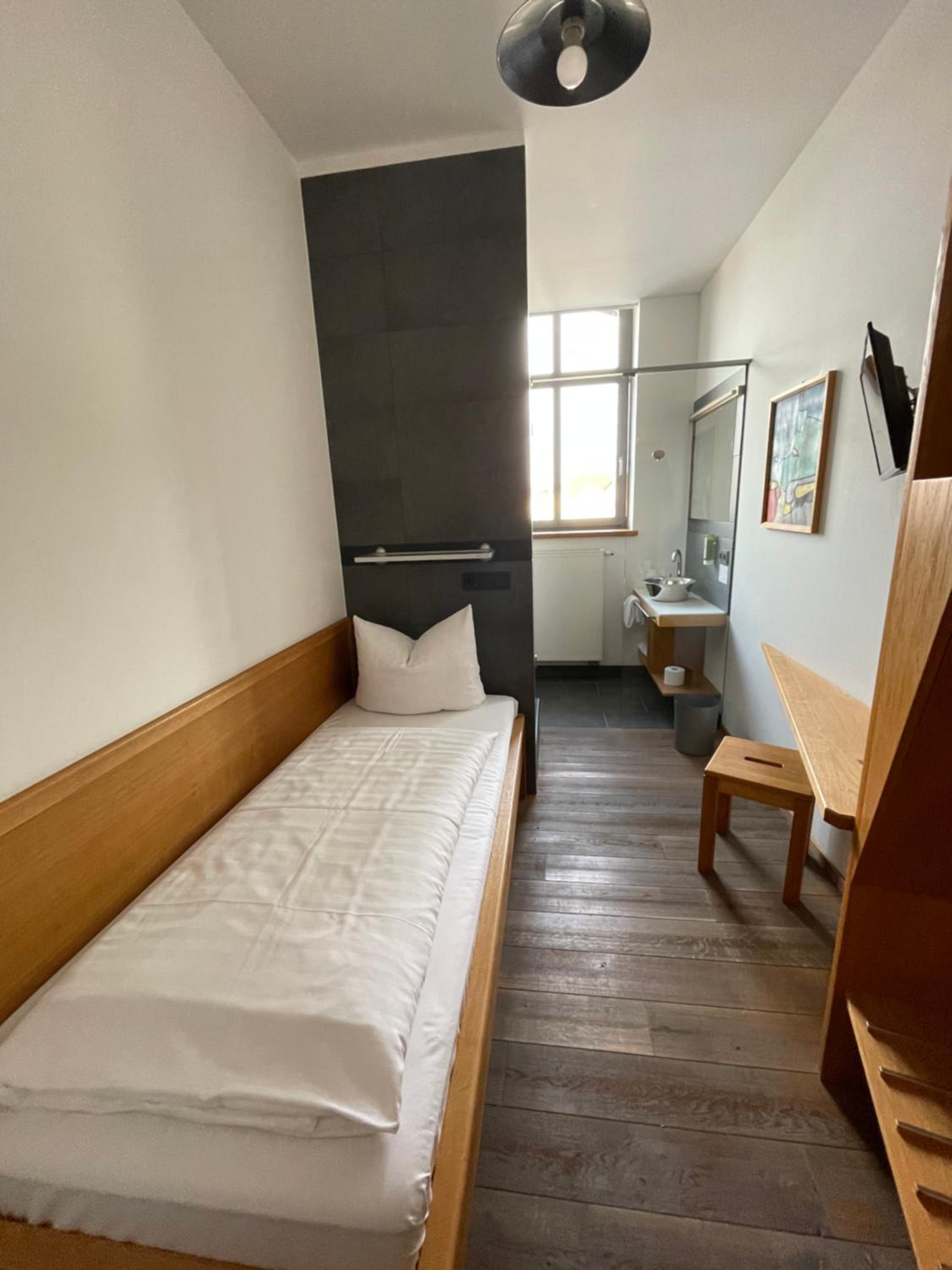 Single Room with Shower