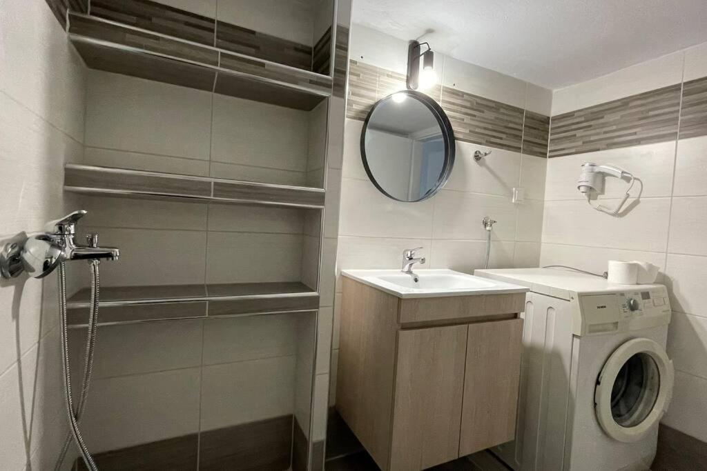 Two-Bedroom Apartment - Photo 34