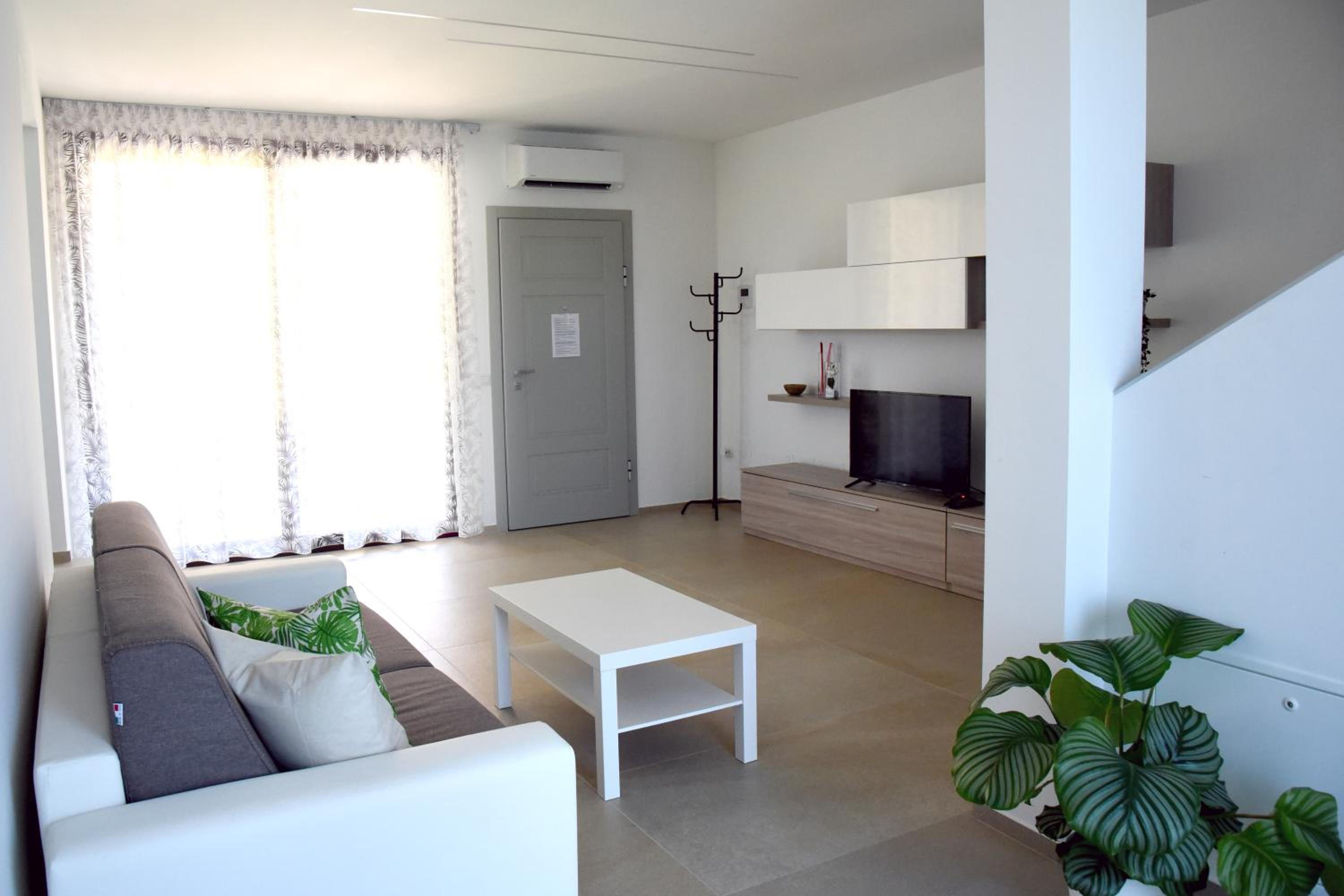 Villa photo 1