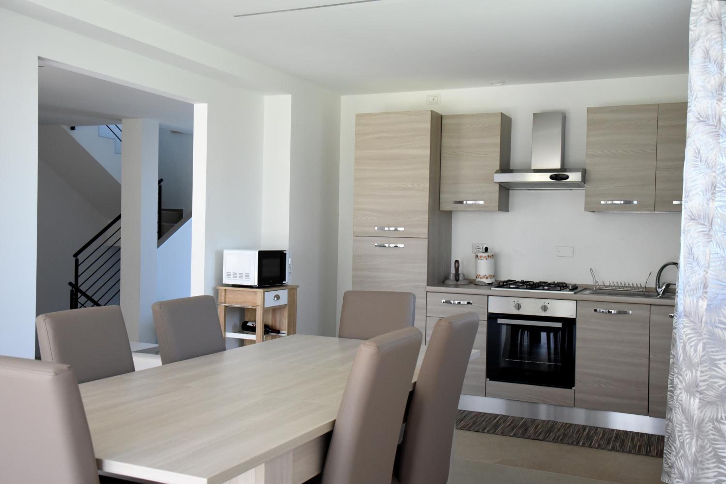 Villa photo 2
