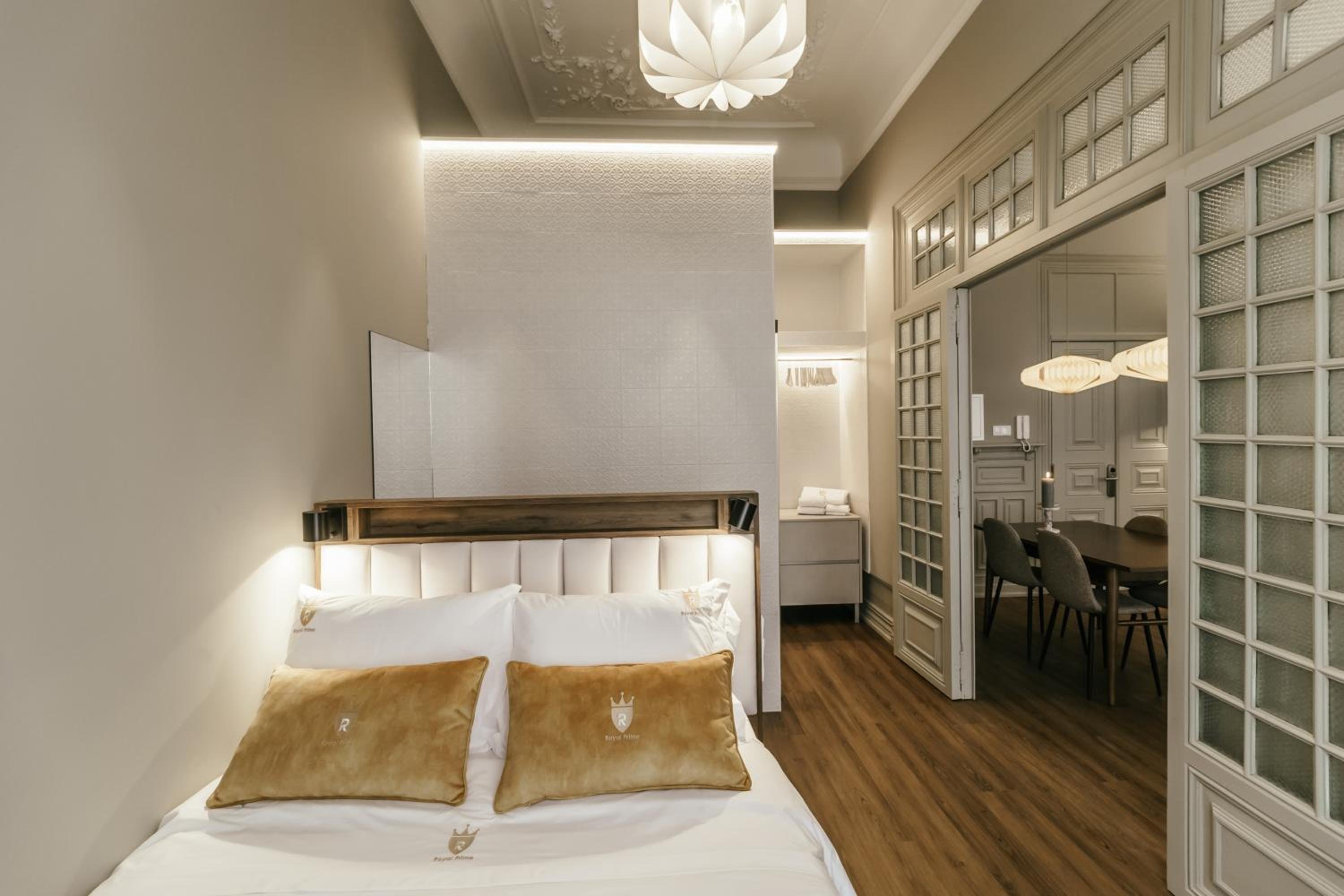 One-Bedroom Apartment - Photo 22