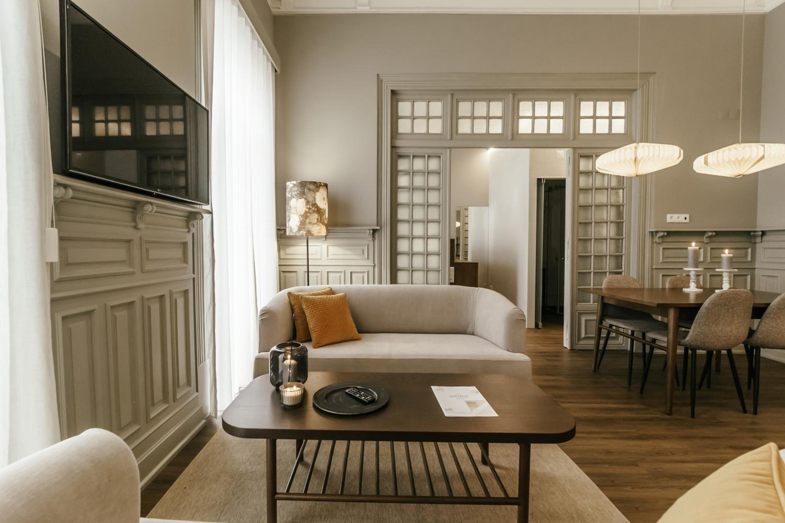 One-Bedroom Apartment - Photo 24