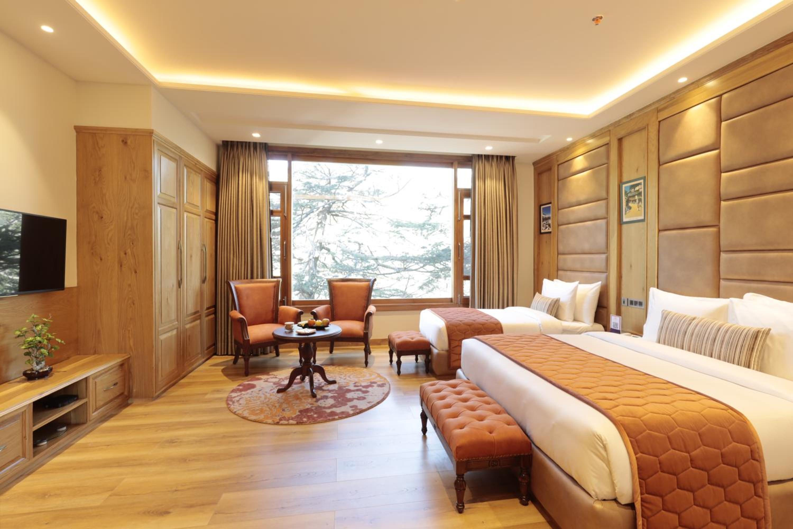 Superior King Room