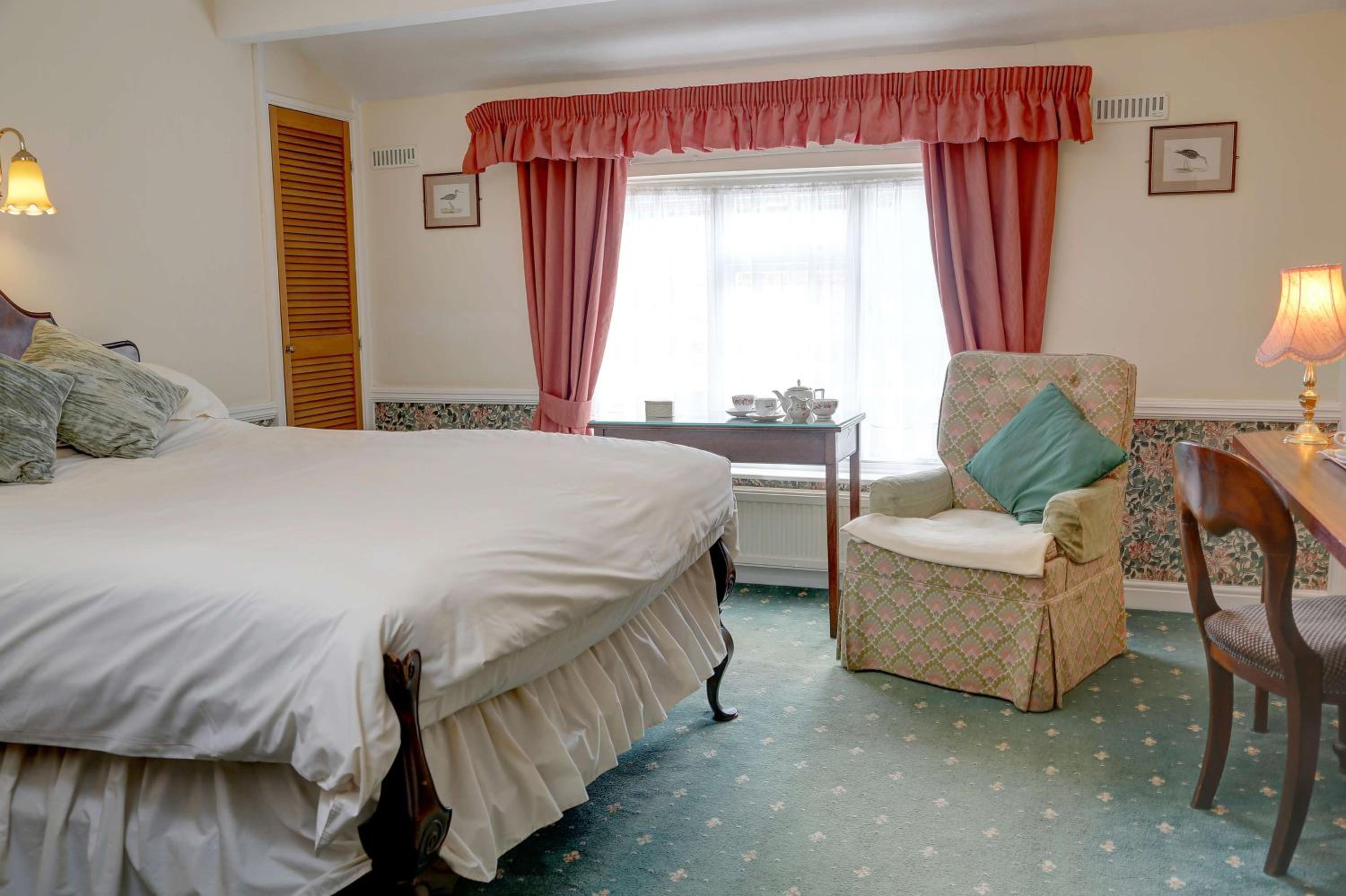 Standard Double Room photo 2