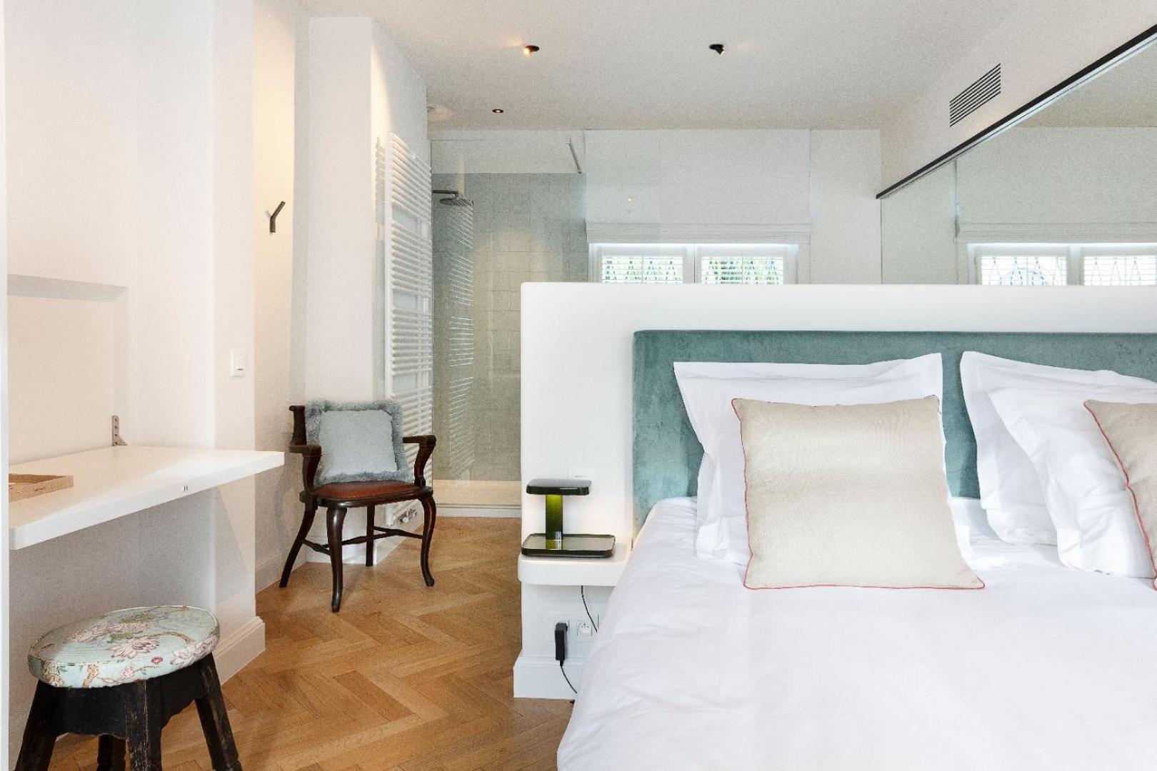 Deluxe Double Room with Bath photo 1