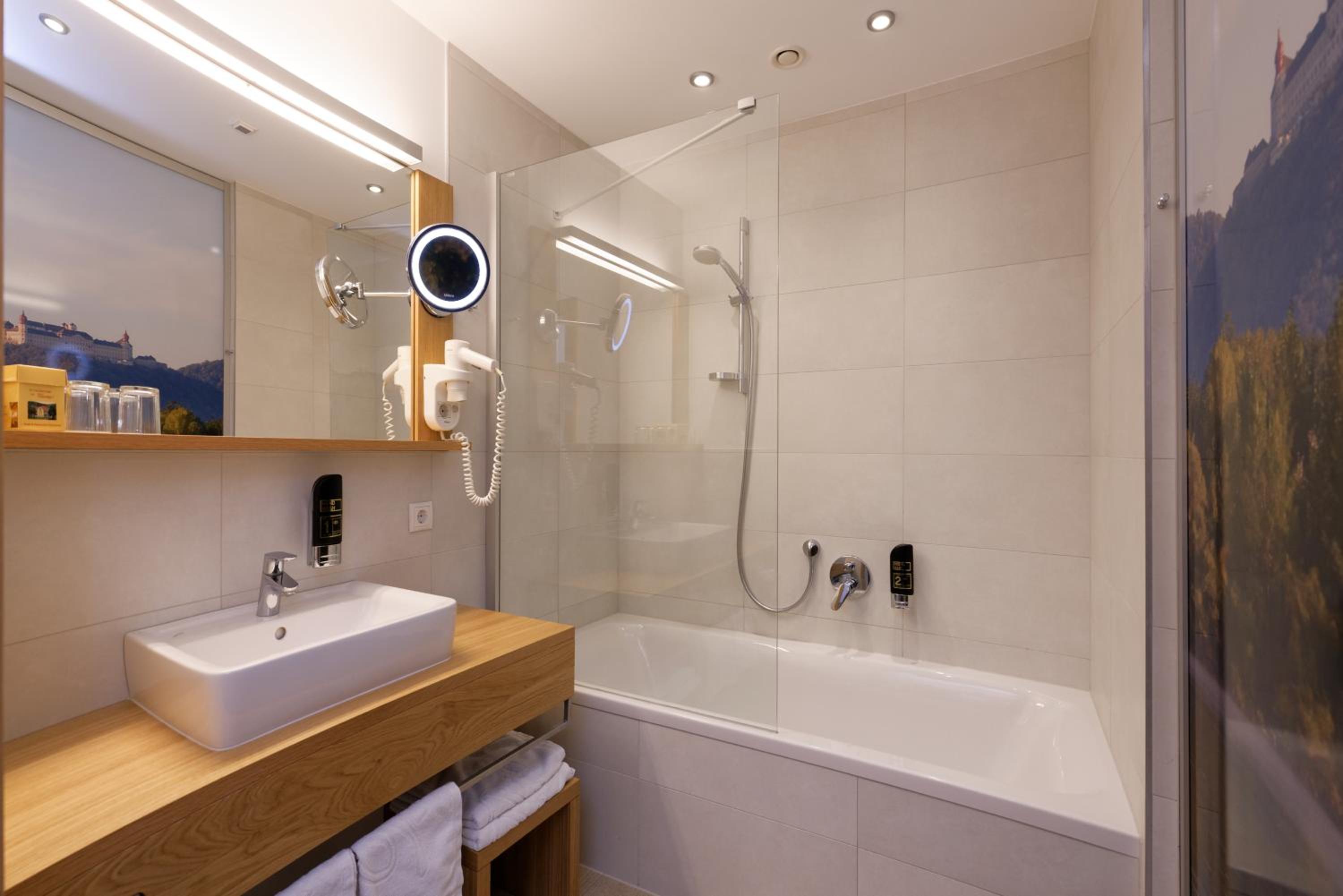 Standard Double Room - Photo 4
