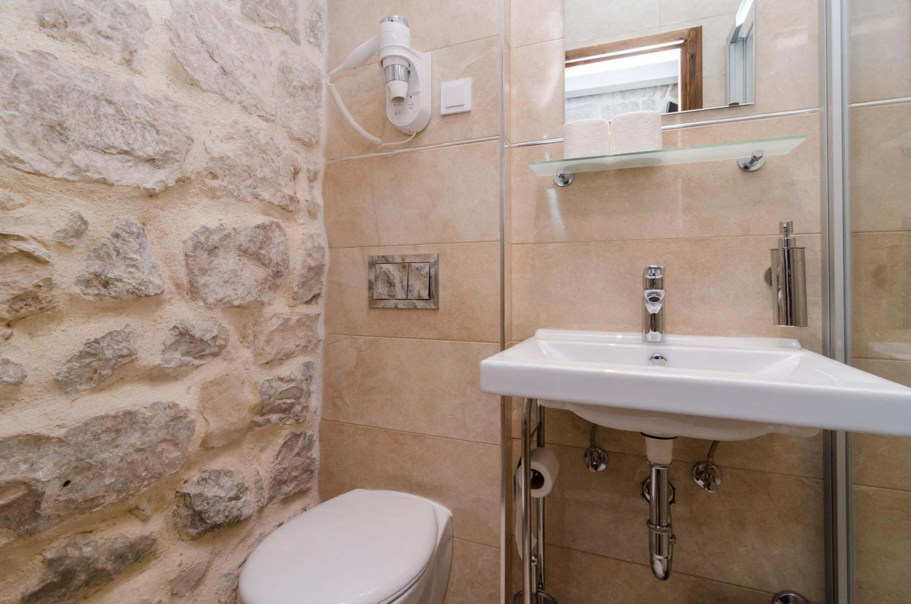 Double Room with Sea View photo 2