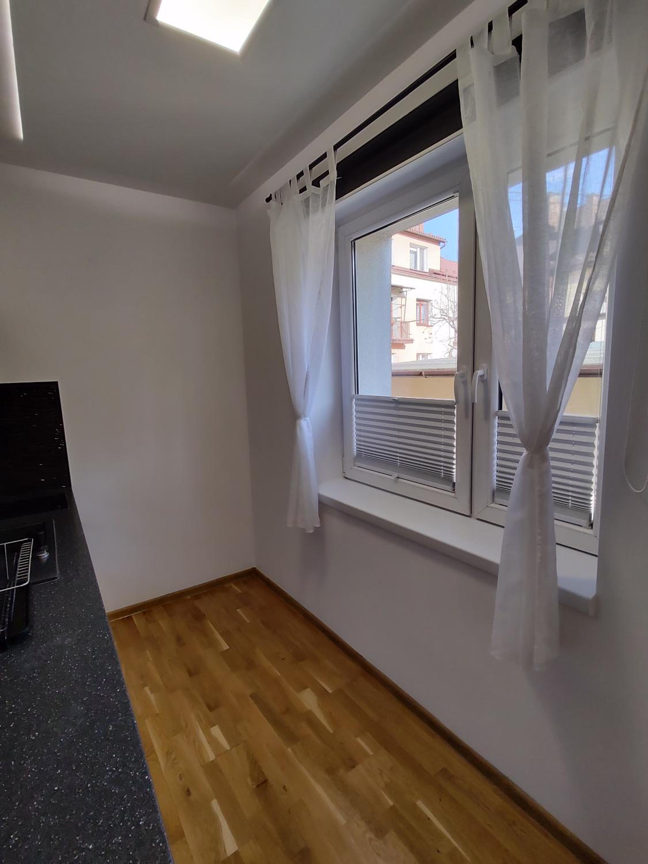 Apartment - Photo 8