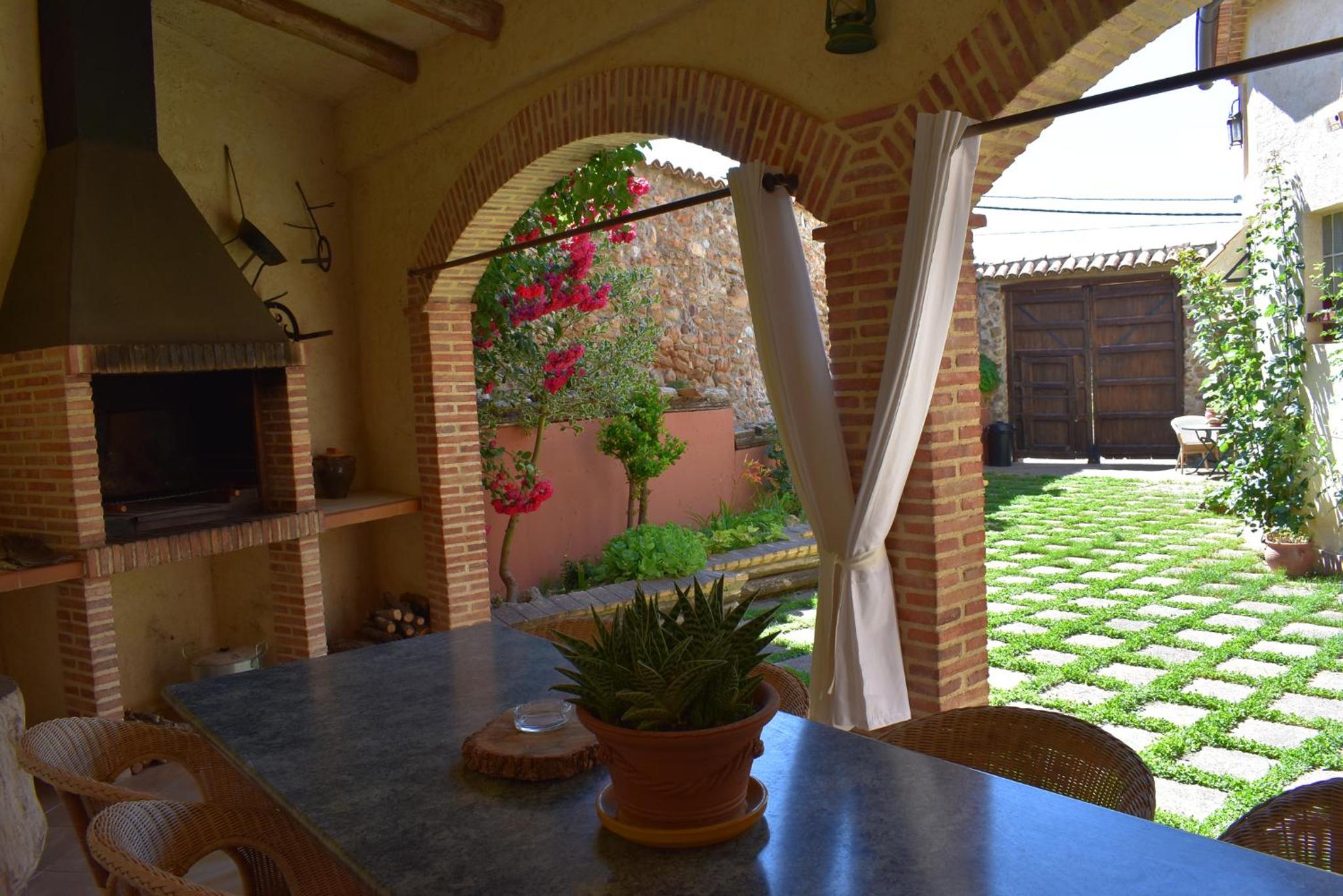 Four-Bedroom House - Photo 20
