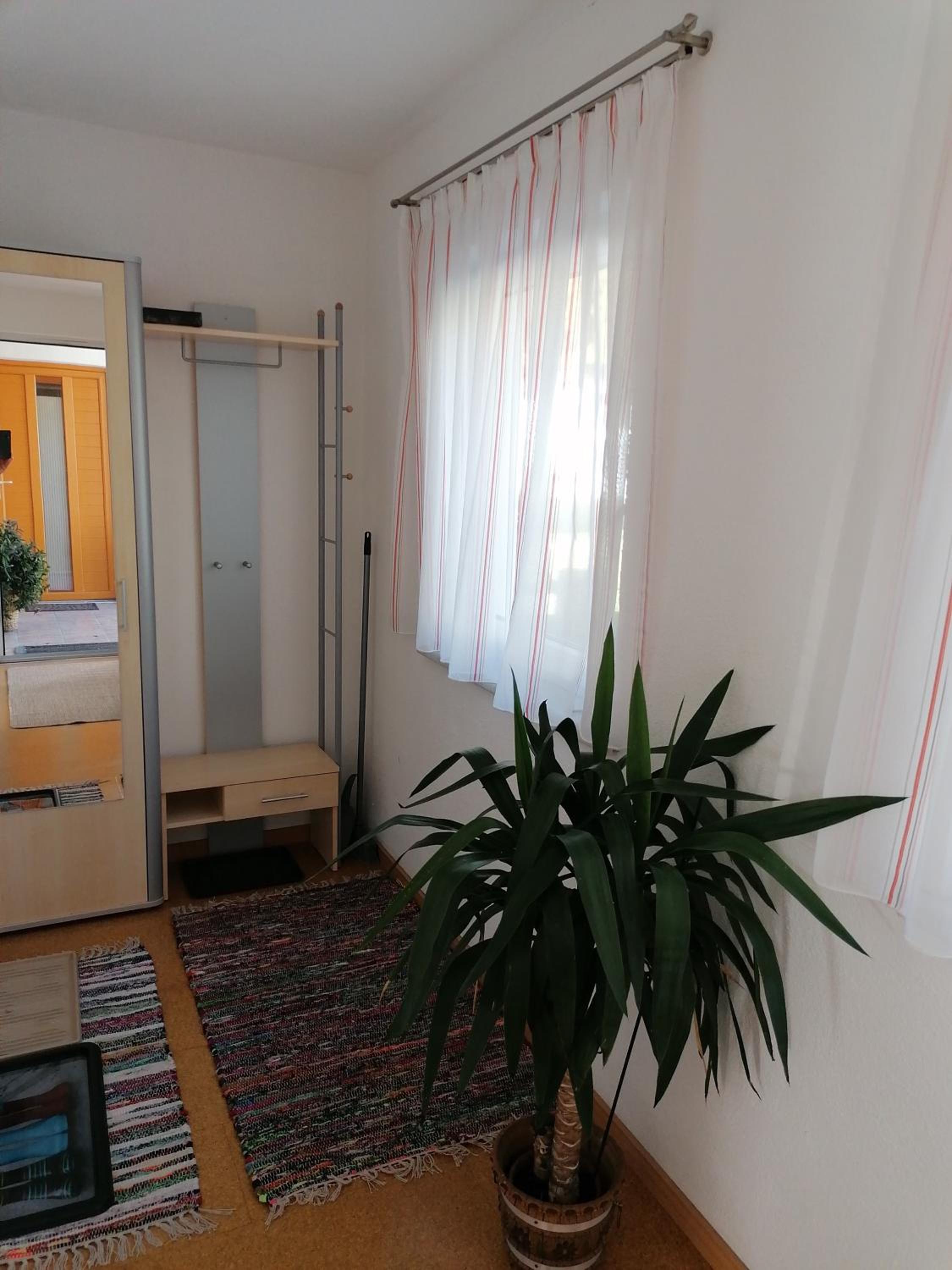 One-Bedroom Apartment - Photo 16