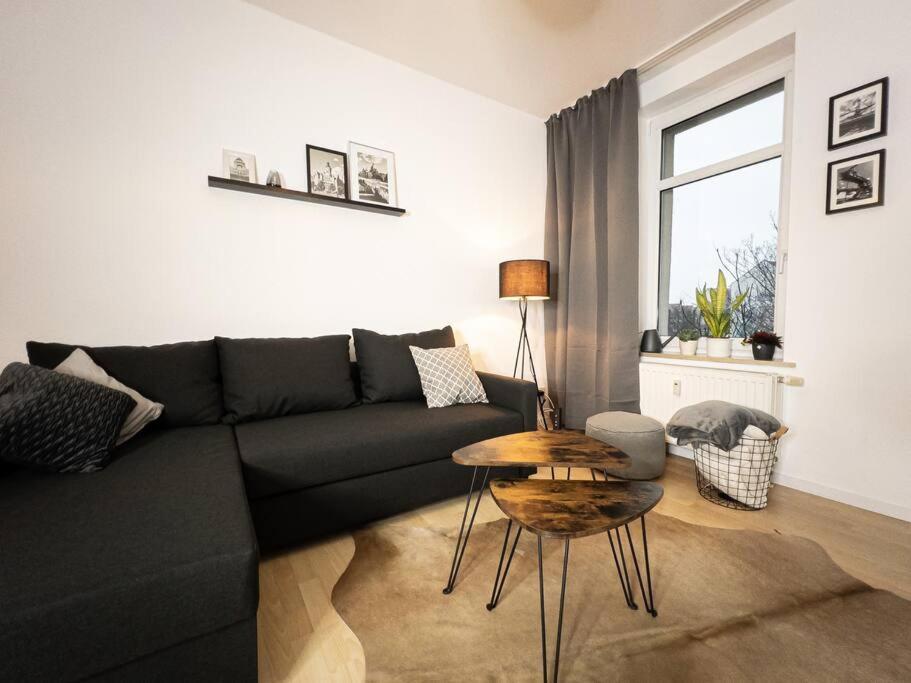 Two-Bedroom Apartment - Photo 9