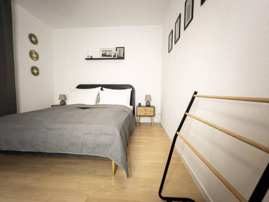 Two-Bedroom Apartment - Photo 12