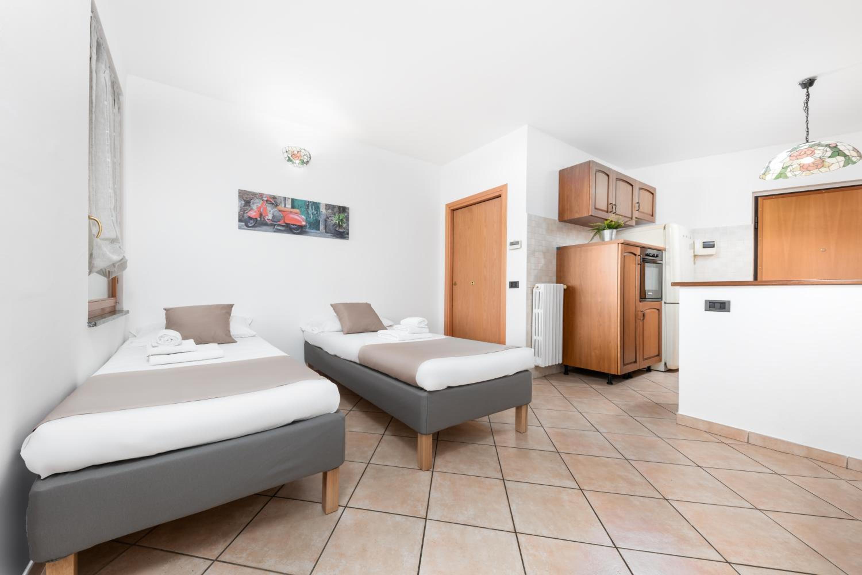 Studio Apartment photo 1