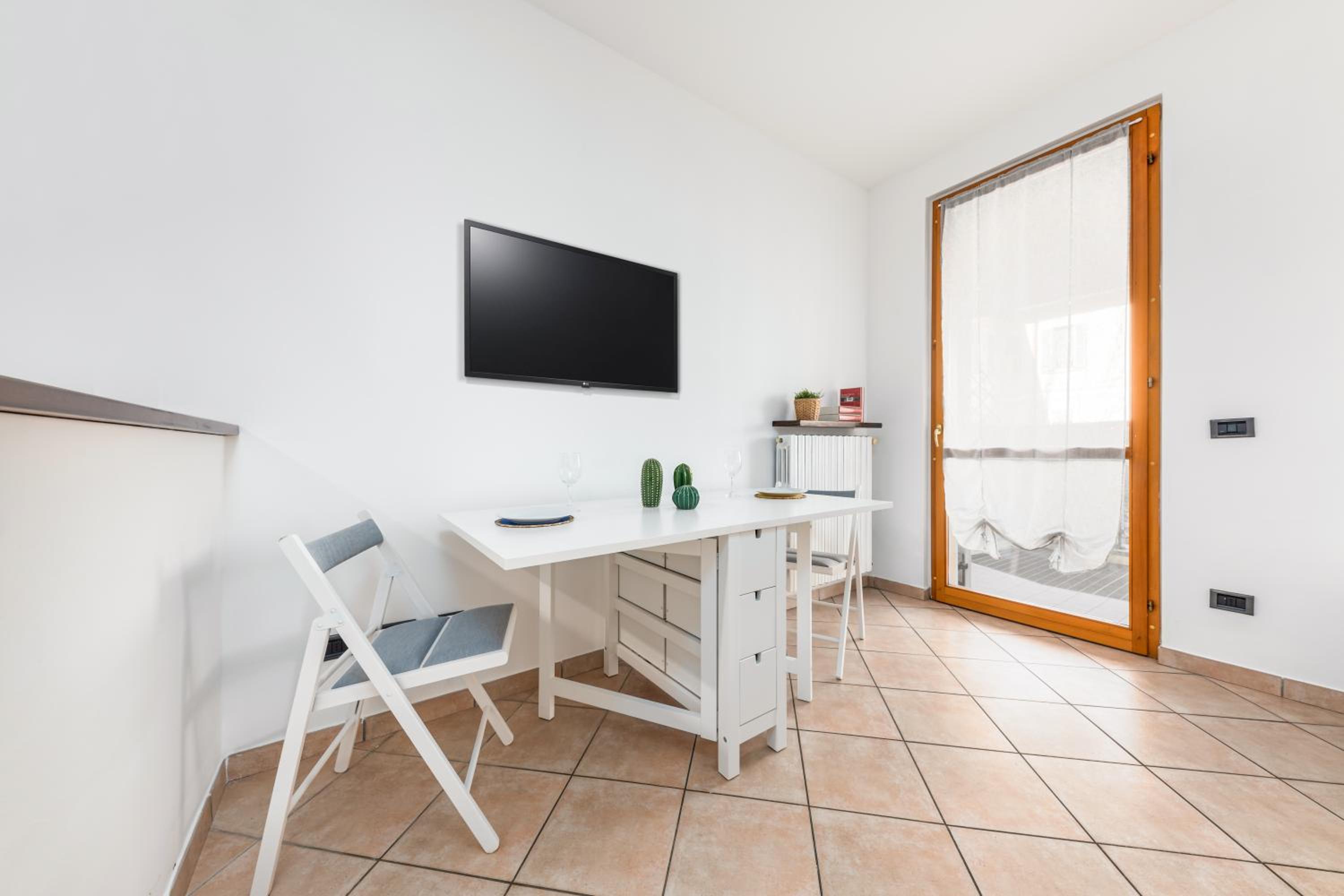 Studio Apartment photo 3