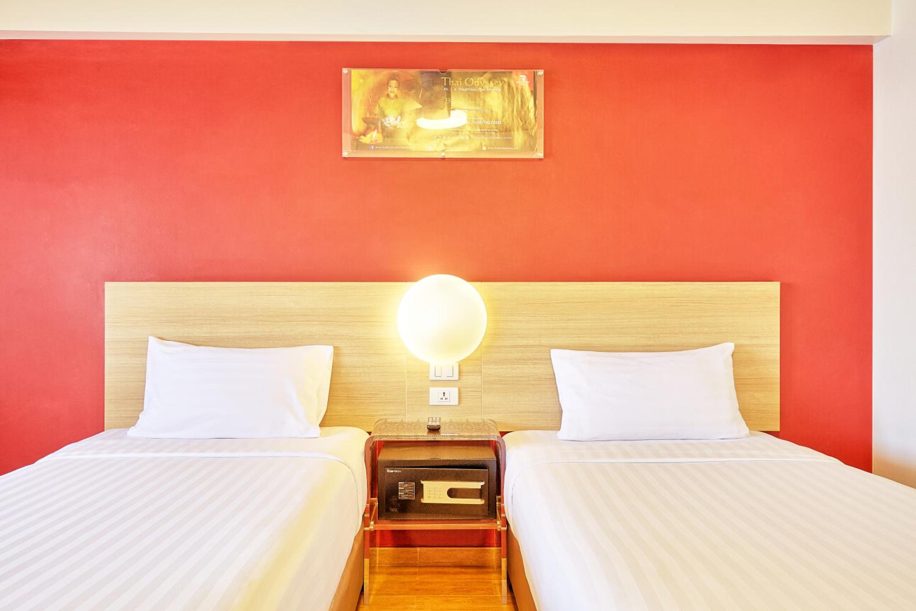 Standard Twin Bed