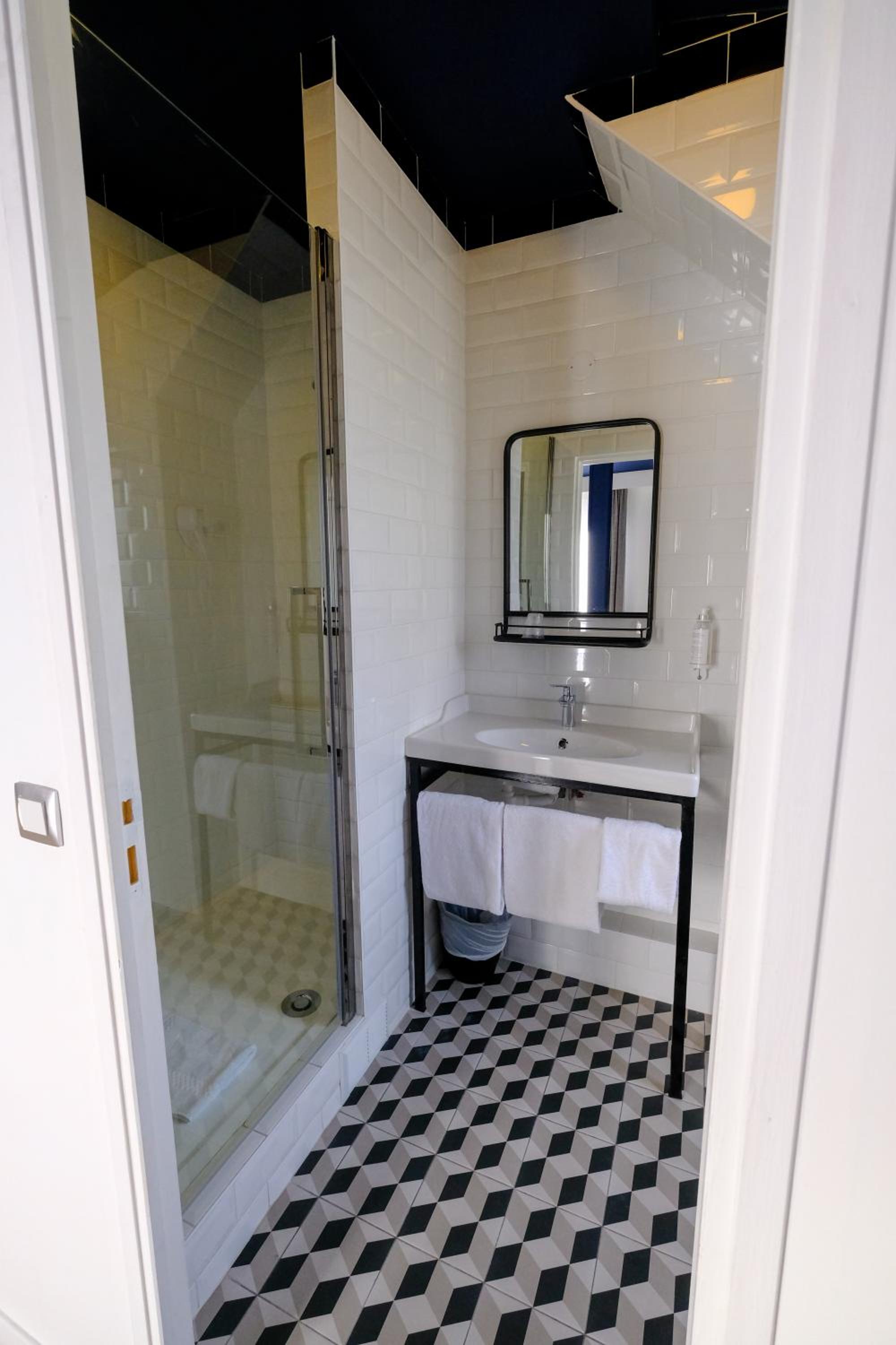 Superior Triple Room photo 2
