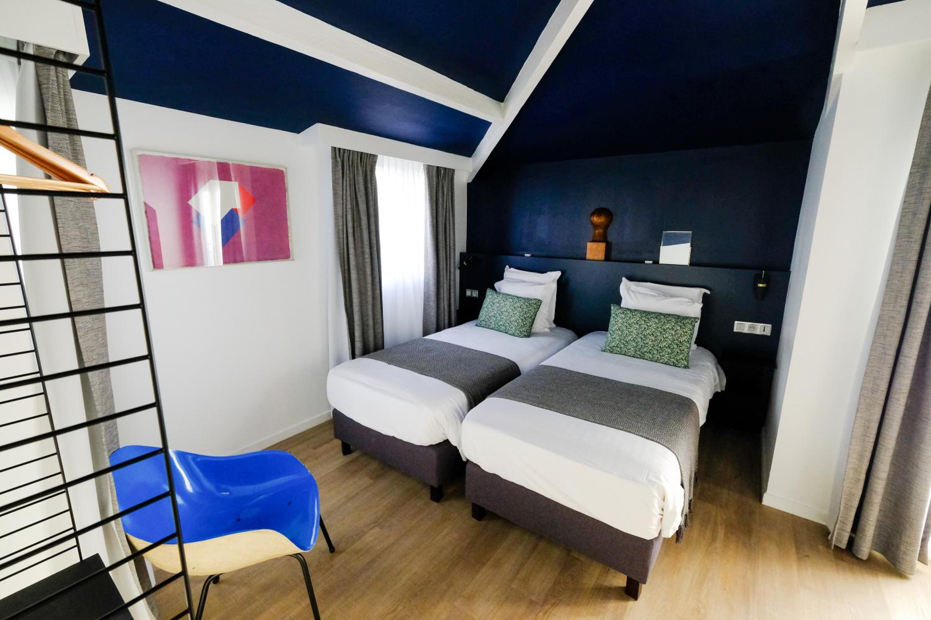 Superior Triple Room photo 3