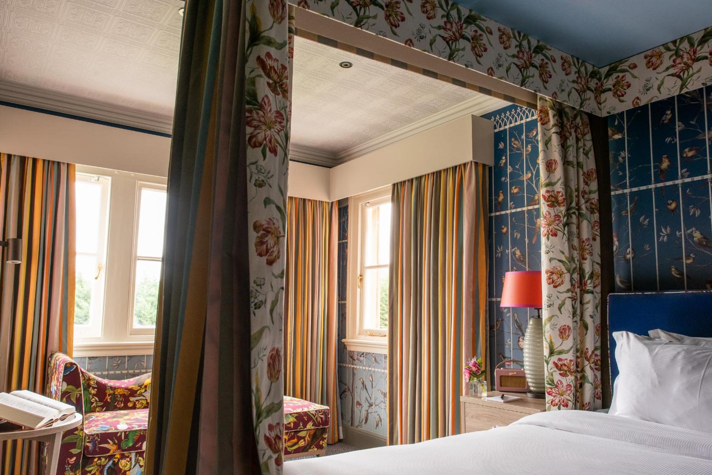 Deluxe Double Room - Photo 12