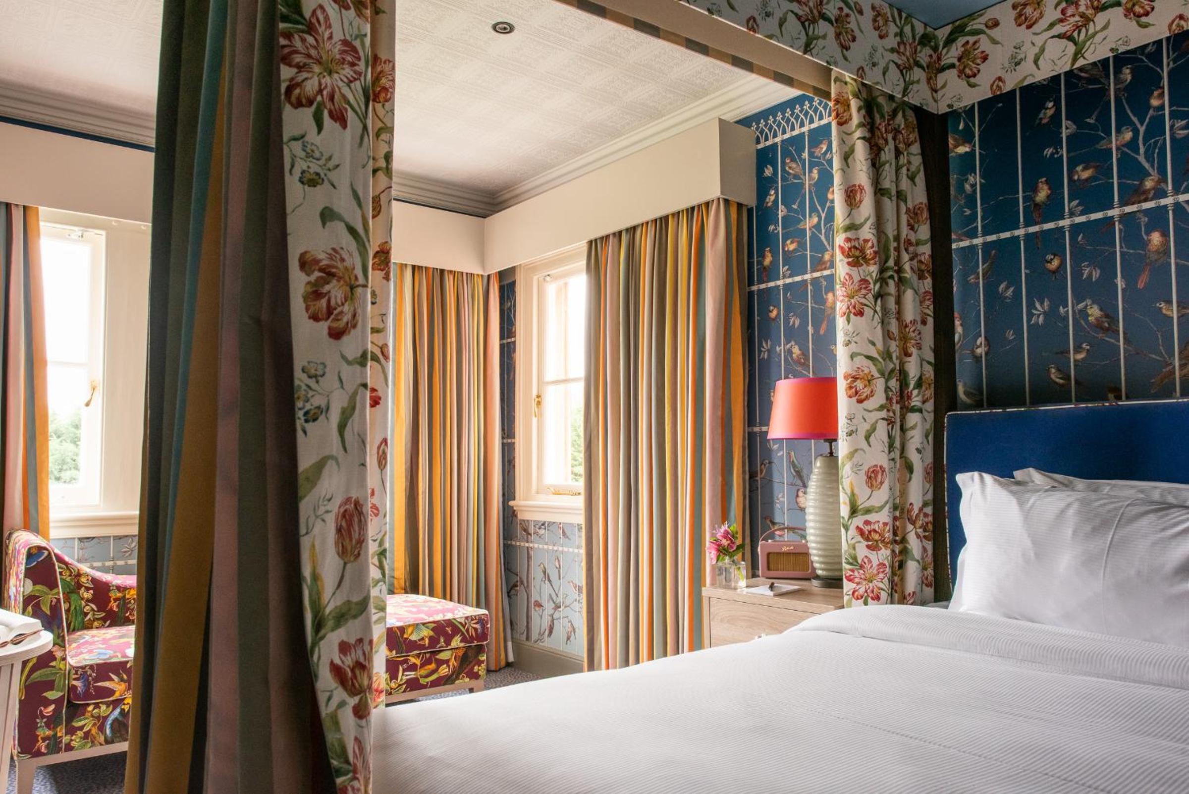 Deluxe Double Room - Photo 13
