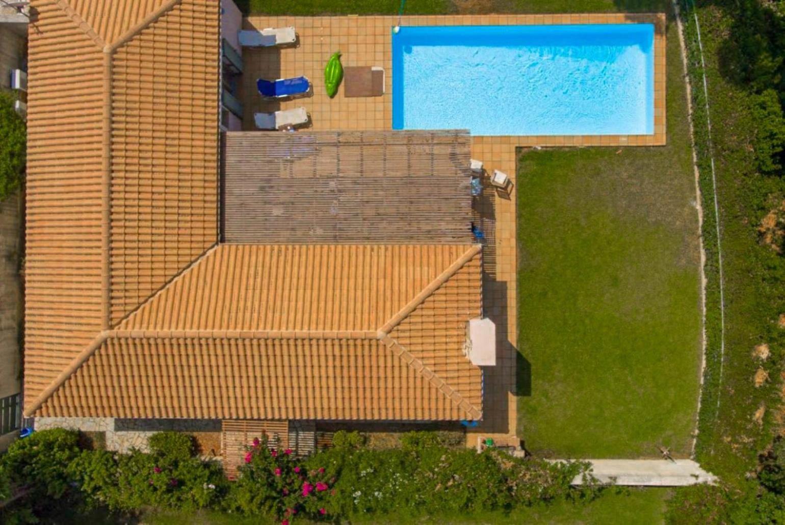 Villa photo 3