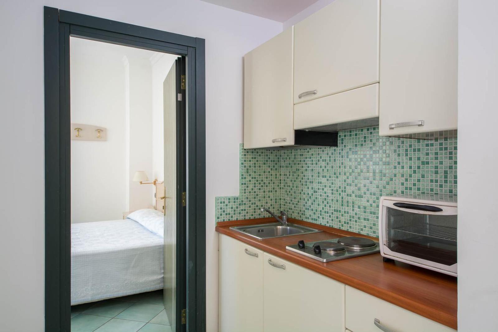 One-Bedroom Apartment photo 2
