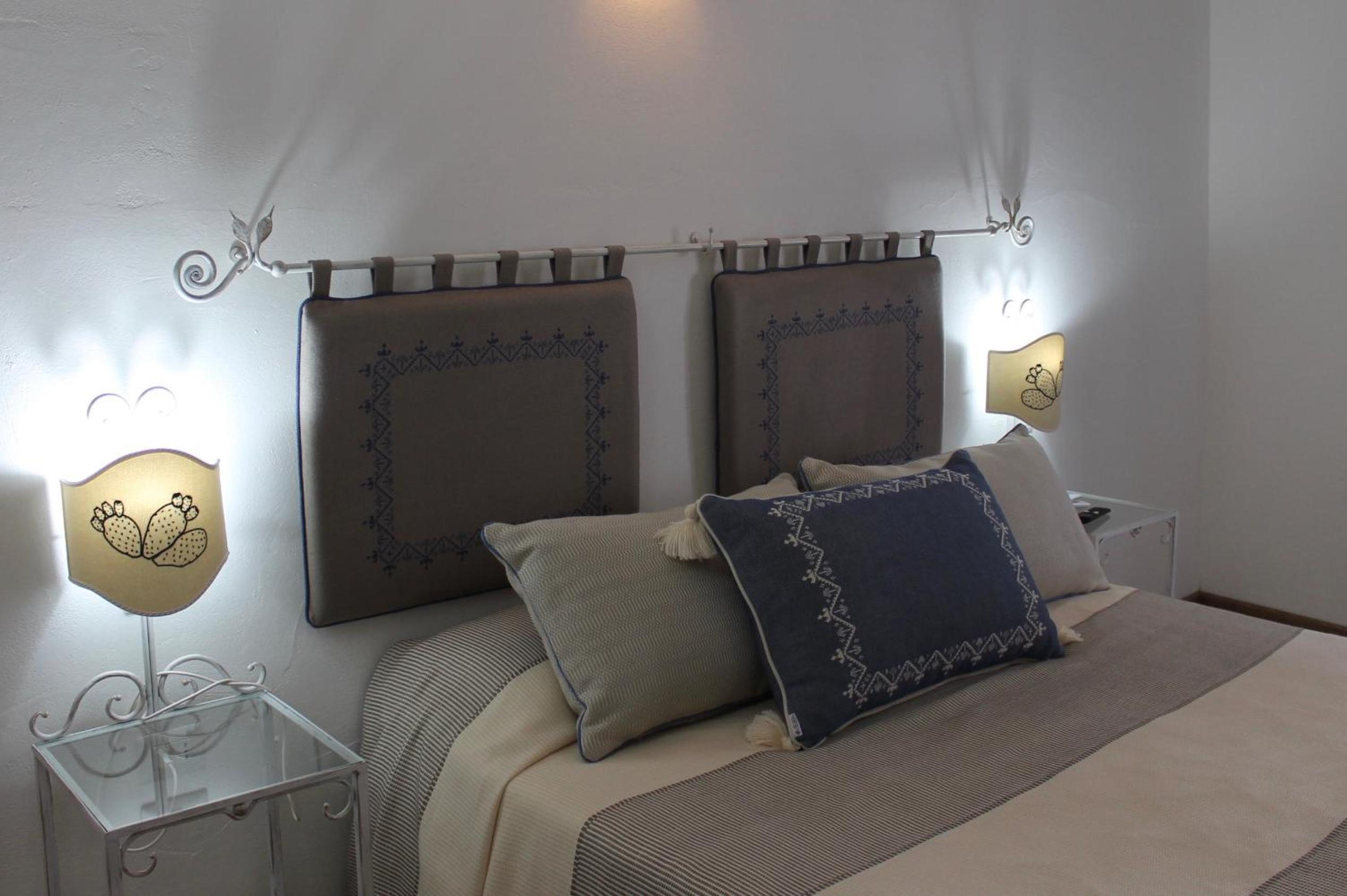 Deluxe Double or Twin Room - Photo 6
