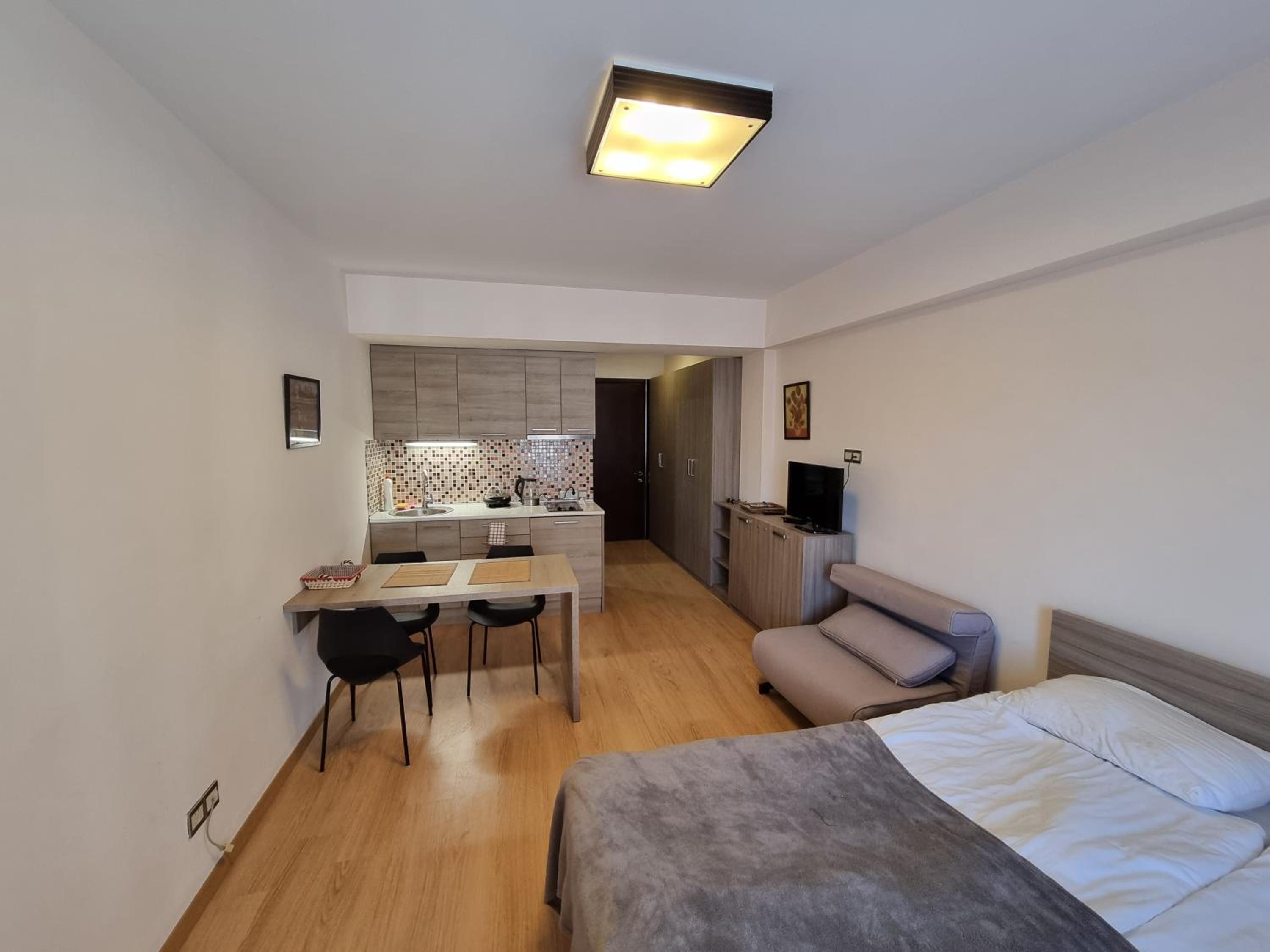 Apartment photo 1