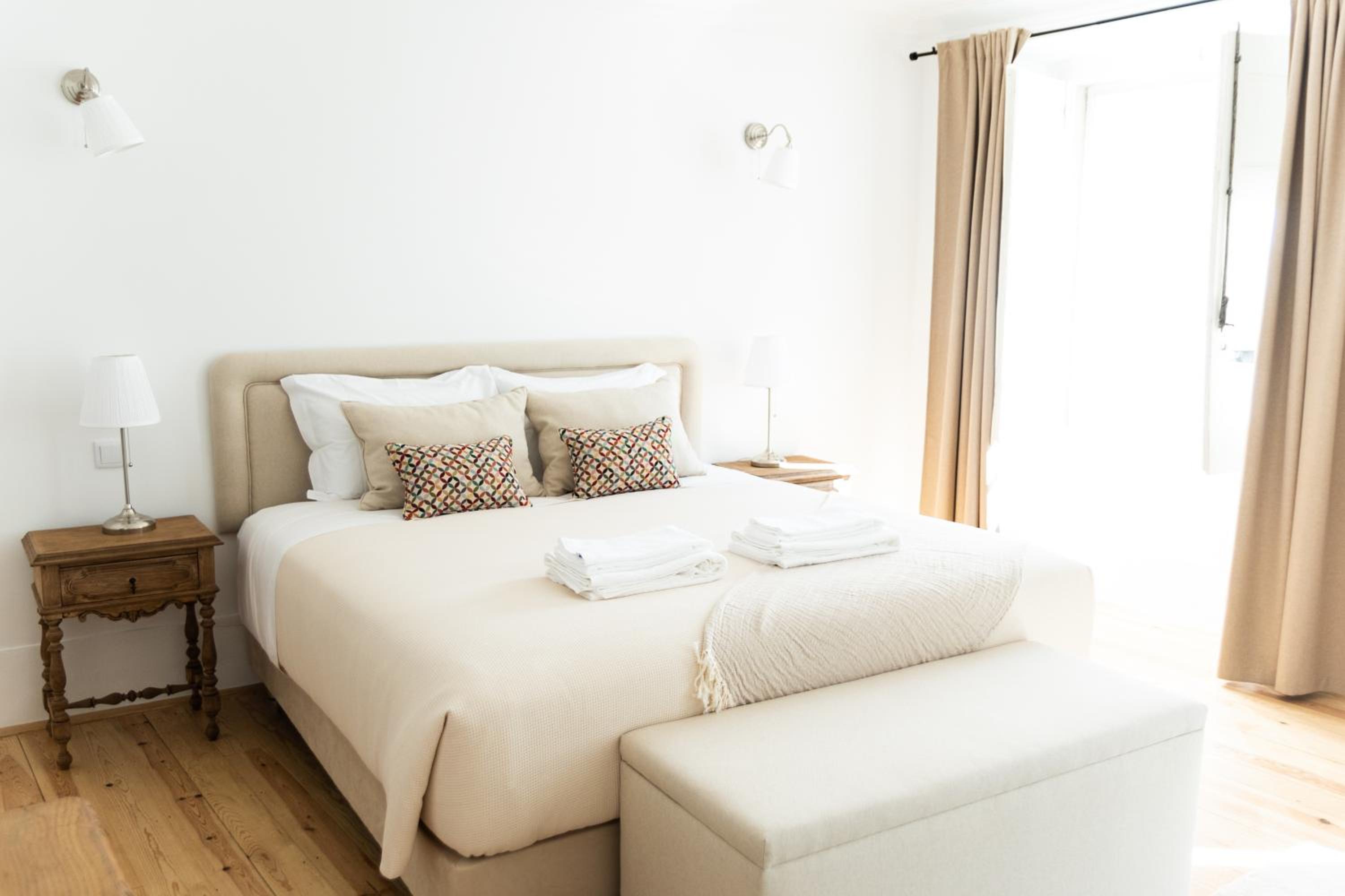 Deluxe Double or Twin Room - Photo 2