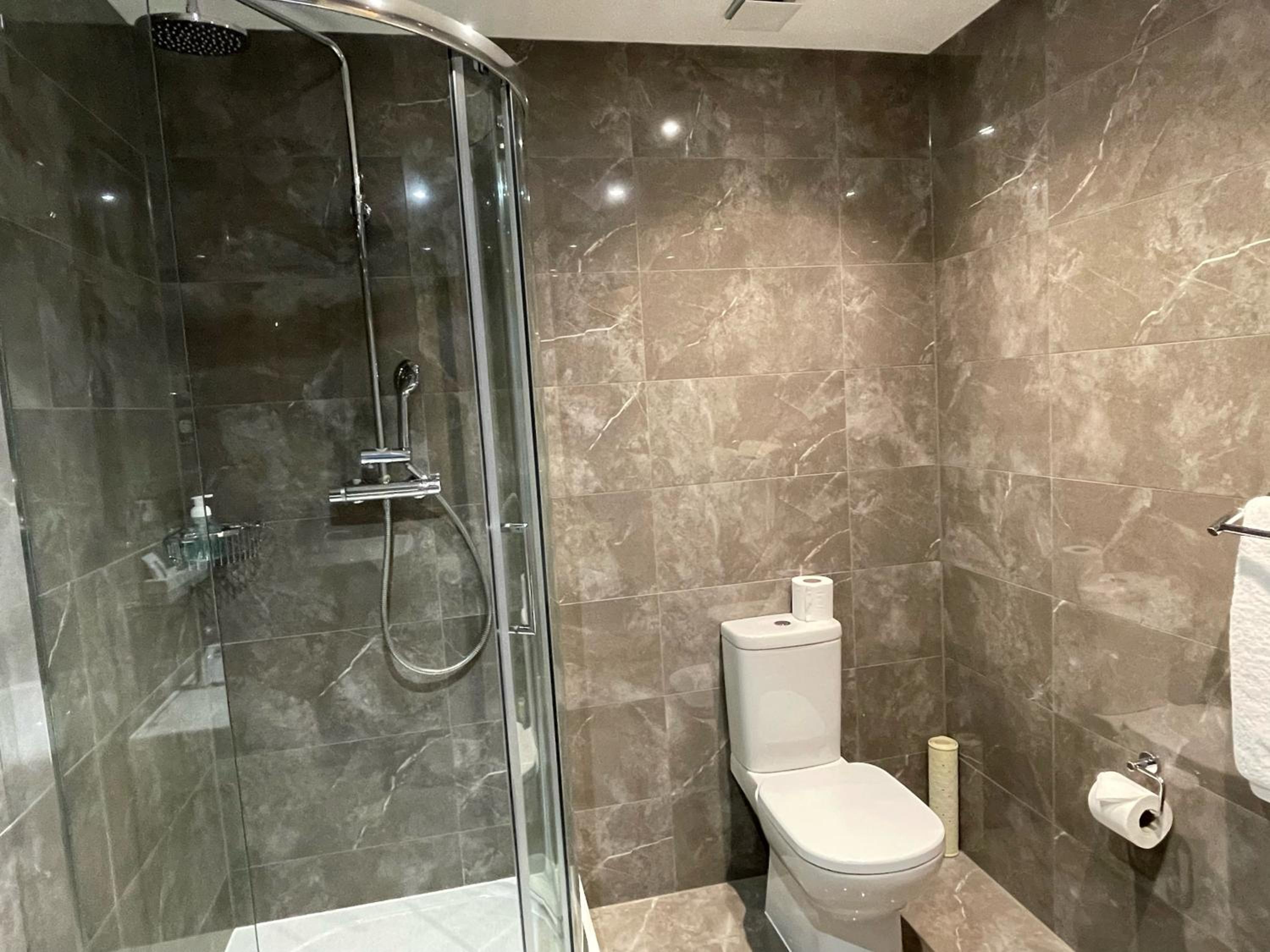 Executive Double Room - Non-Smoking - Photo 11