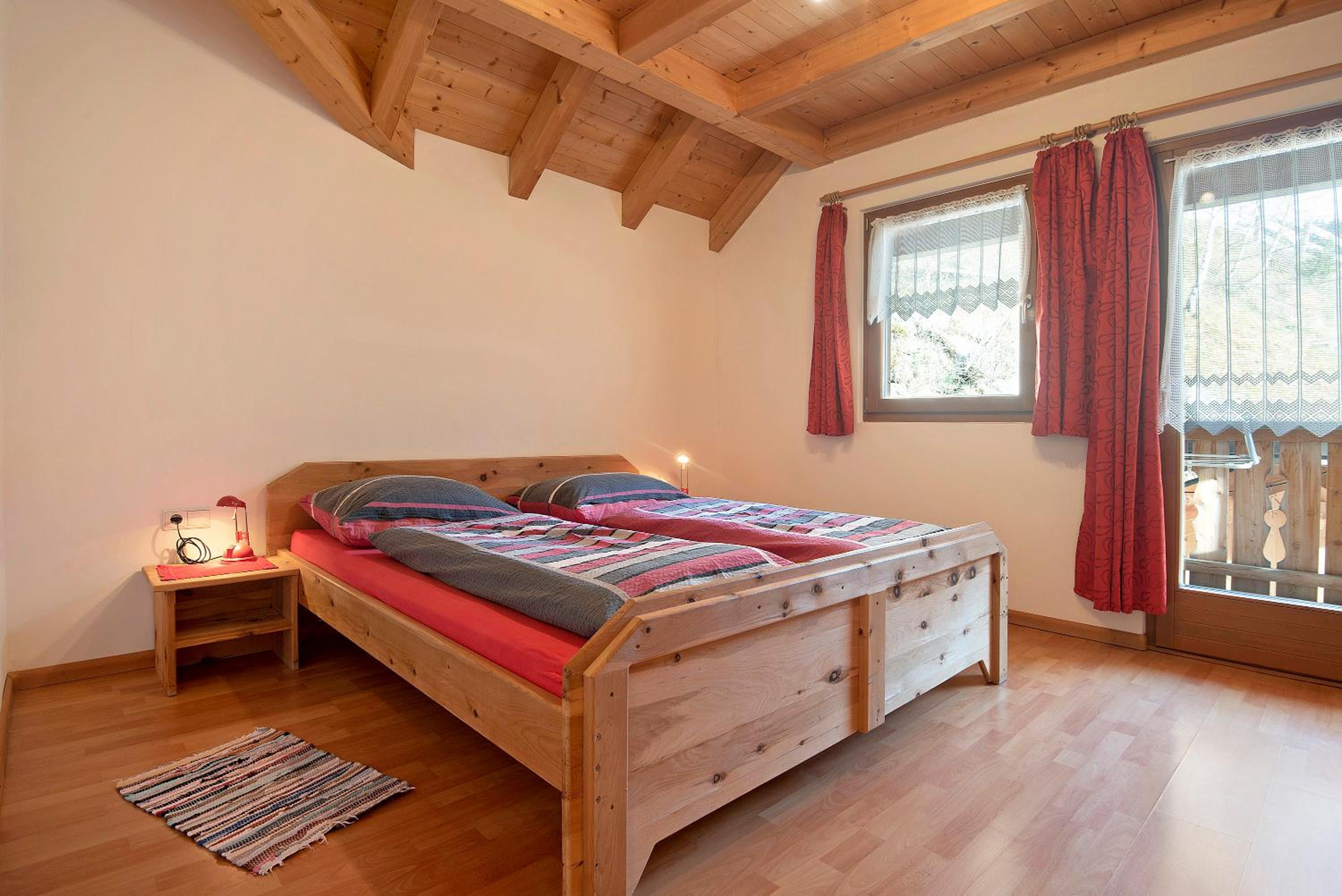 Two-Bedroom Deluxe Apartment with Balcony