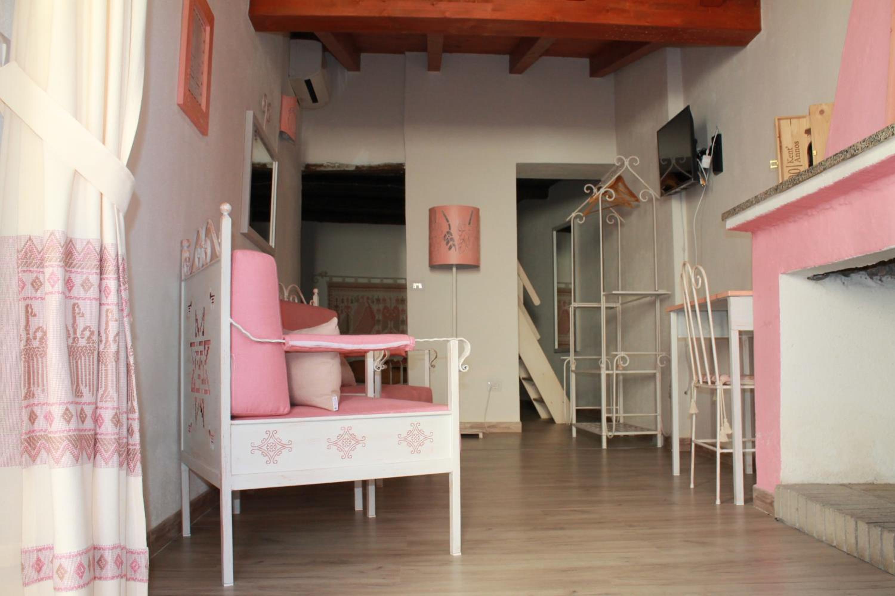 Superior Apartment - Photo 2