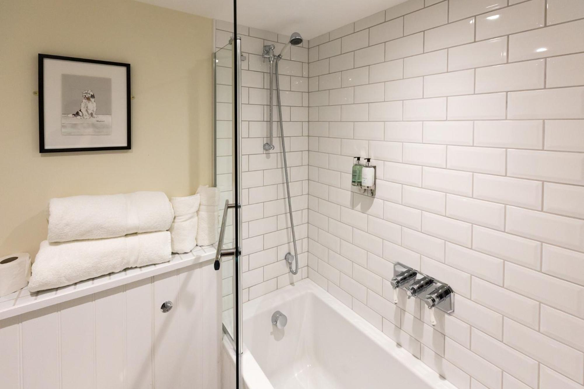 Double Room with Private Bathroom photo 2
